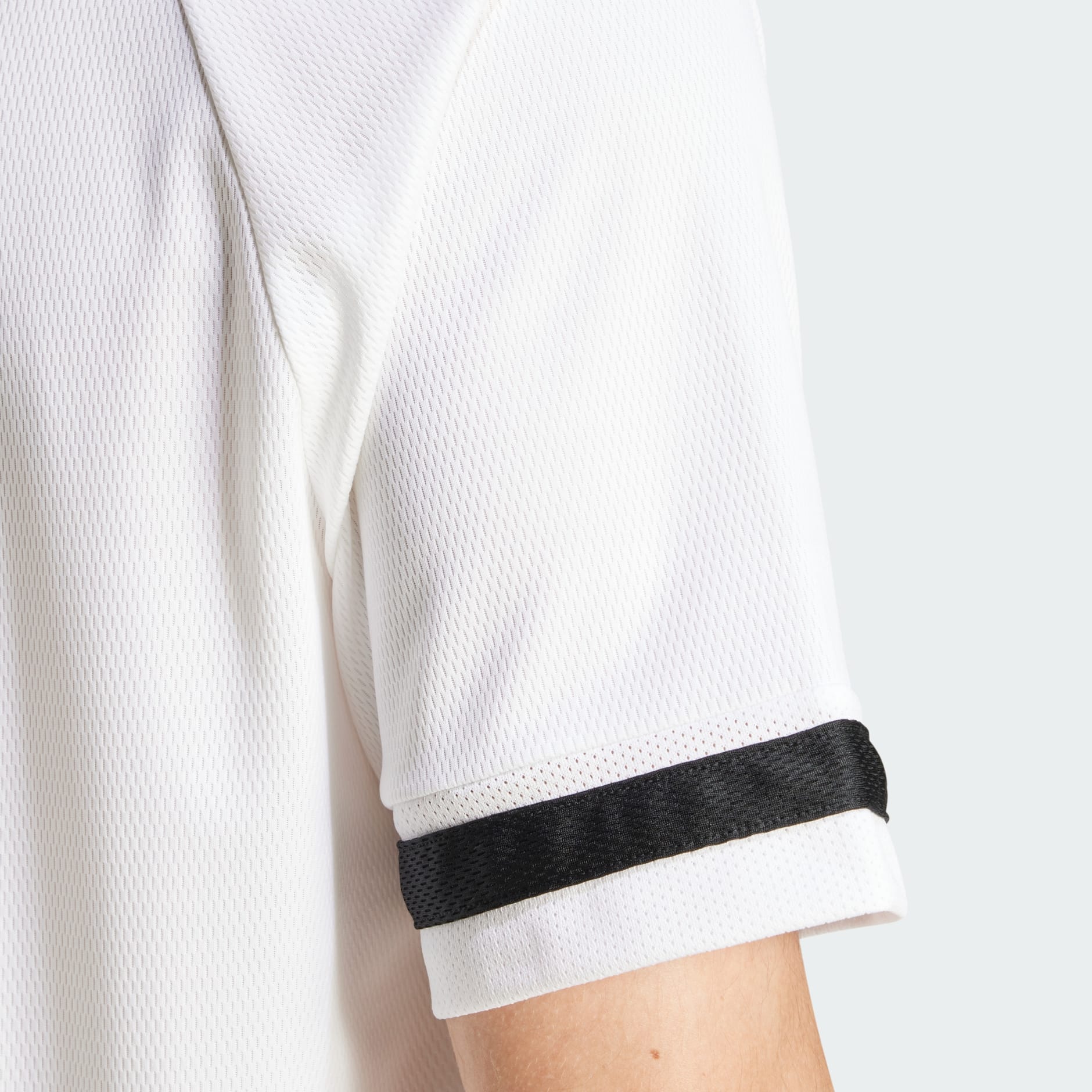 Seasonal Essentials US Sport Tee