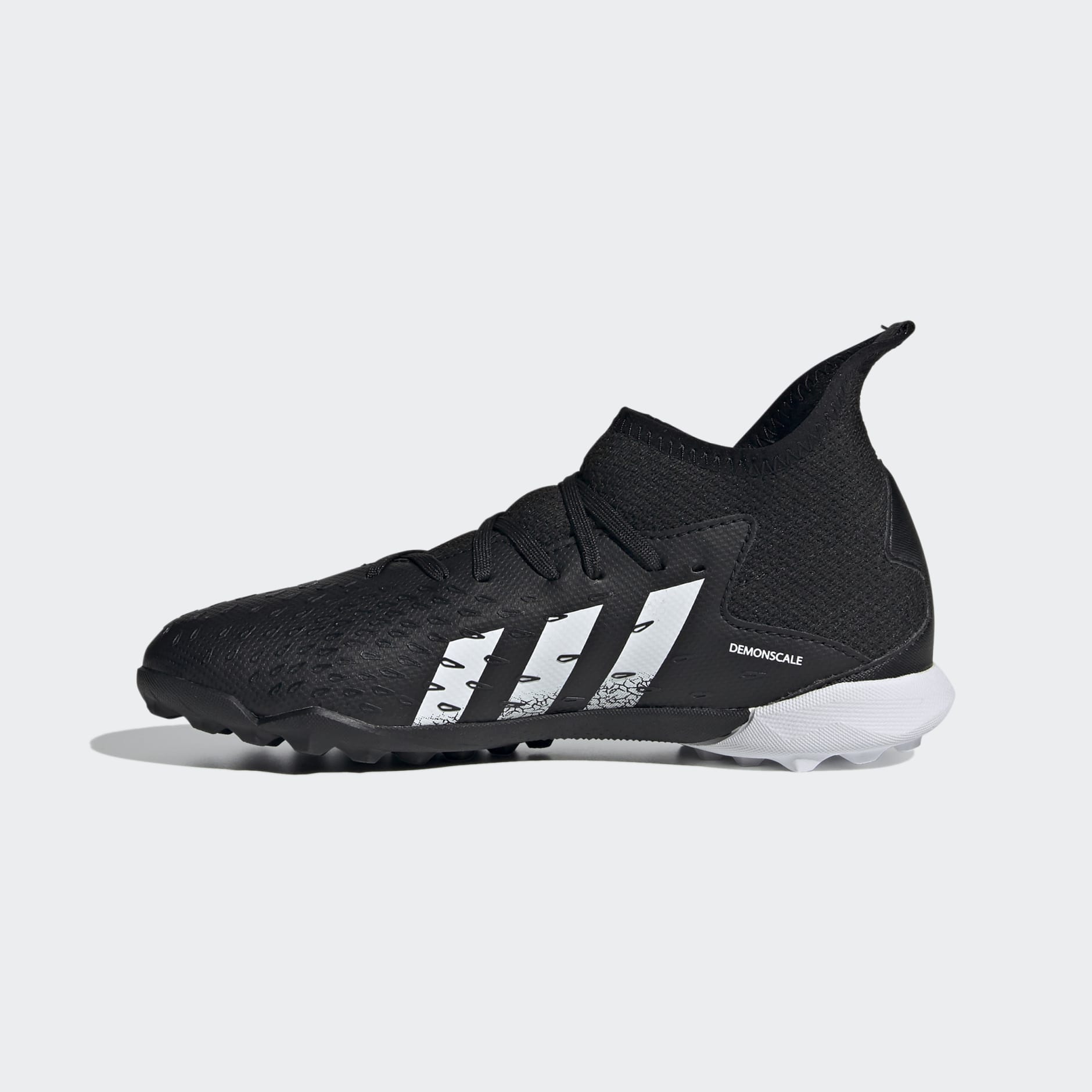 Predator Freak.3 Turf Boots