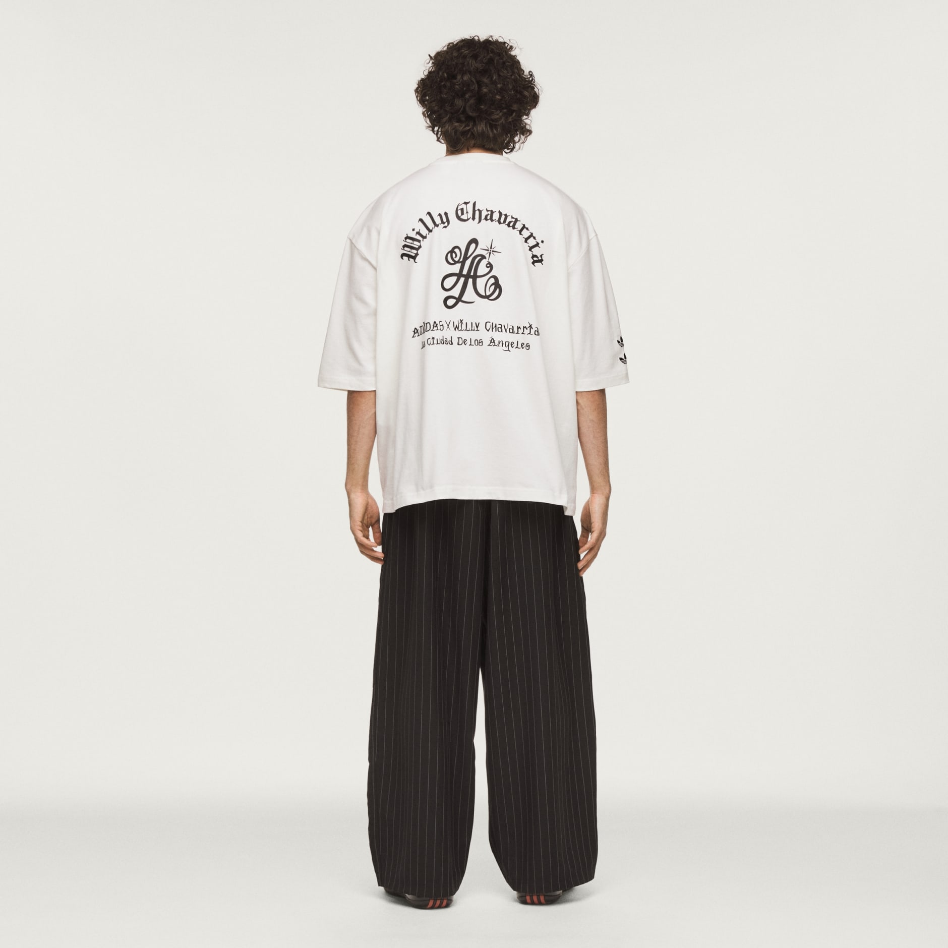 Pantaloni de trening cu dungi subțiri Chavarria