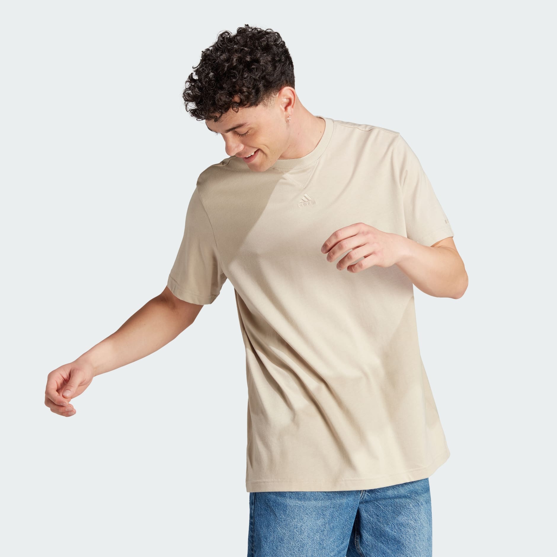 ALL SZN Tee