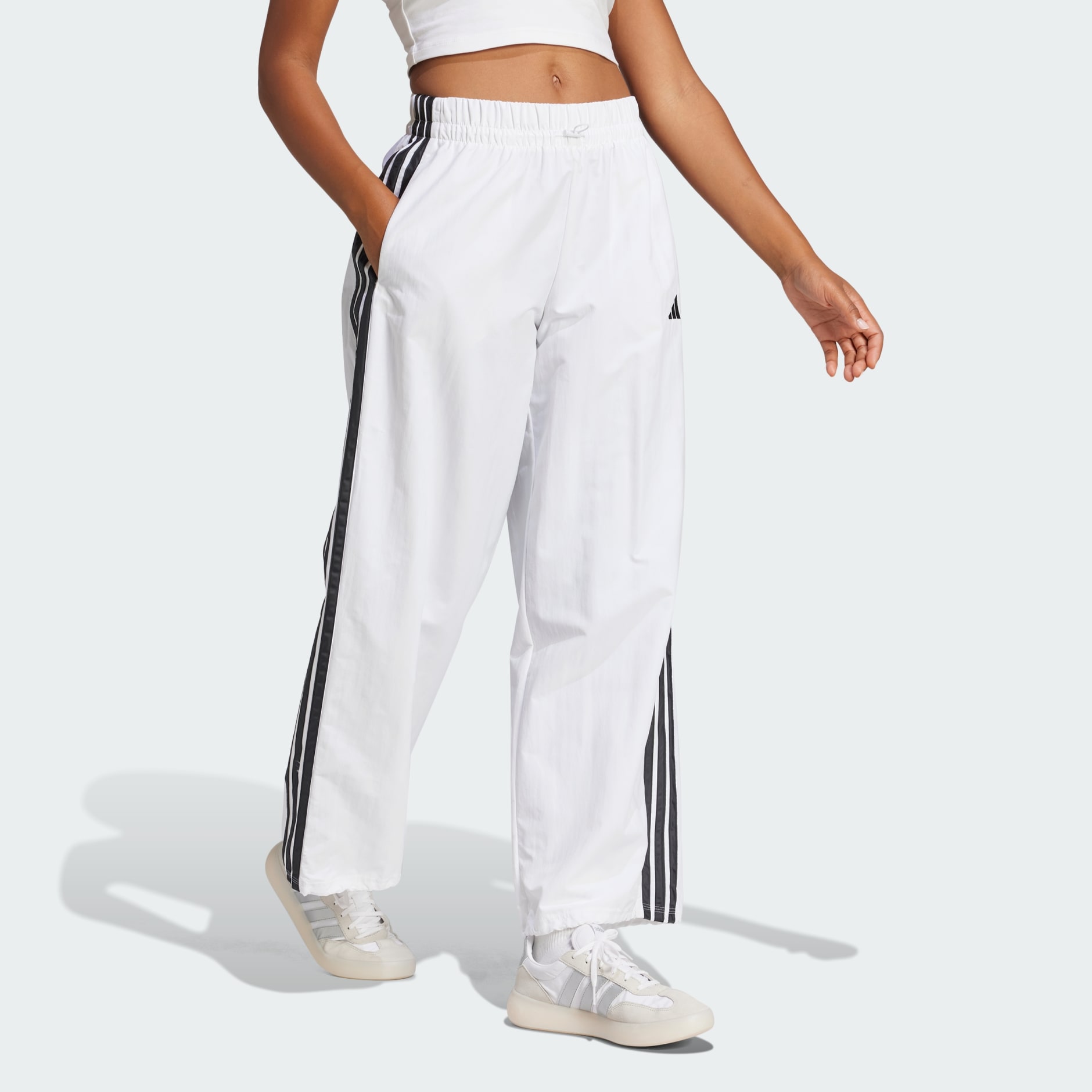 Essentials 3-Stripes Lifestyle Woven Parachute Pants