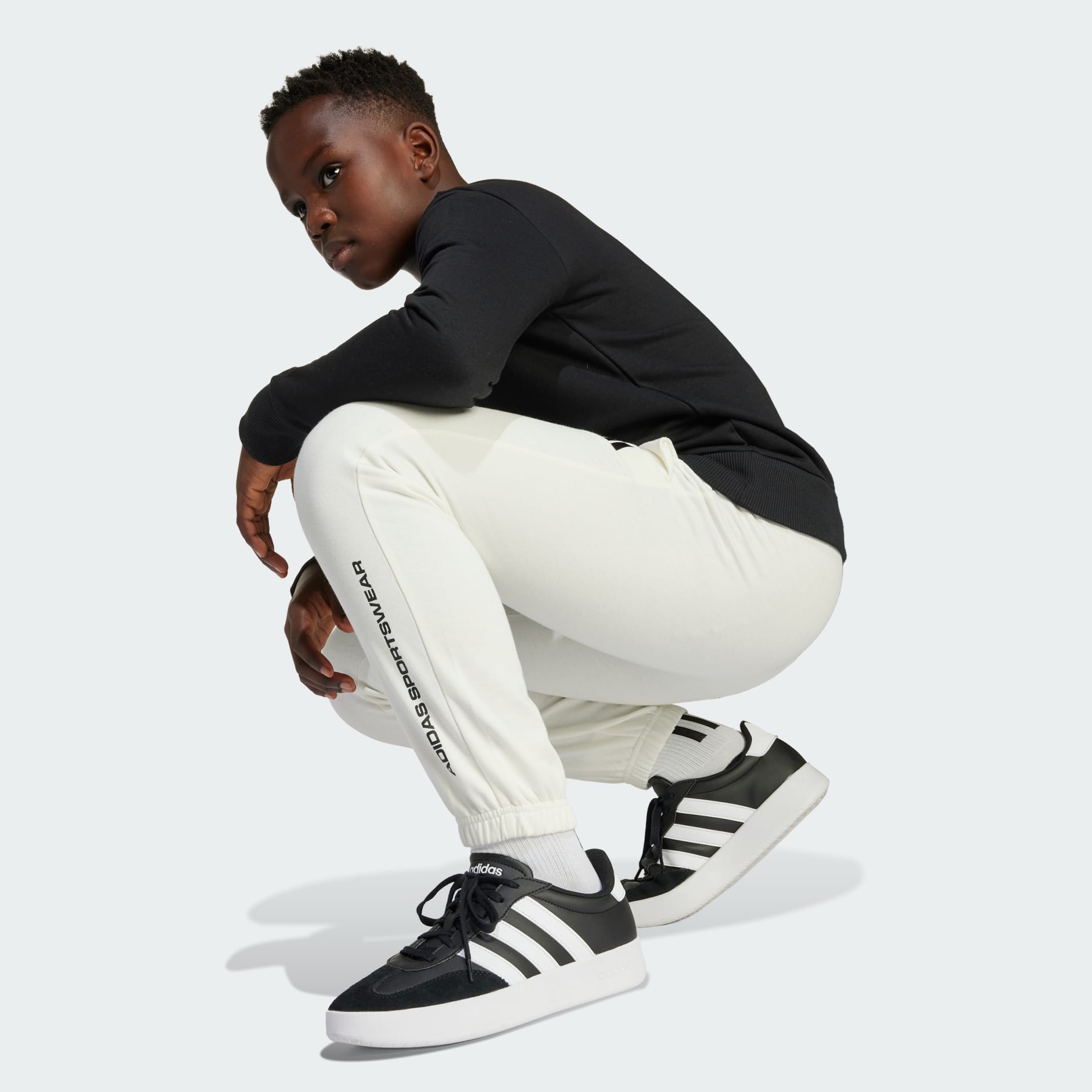 Pantaloni din fleece adidas Slogan