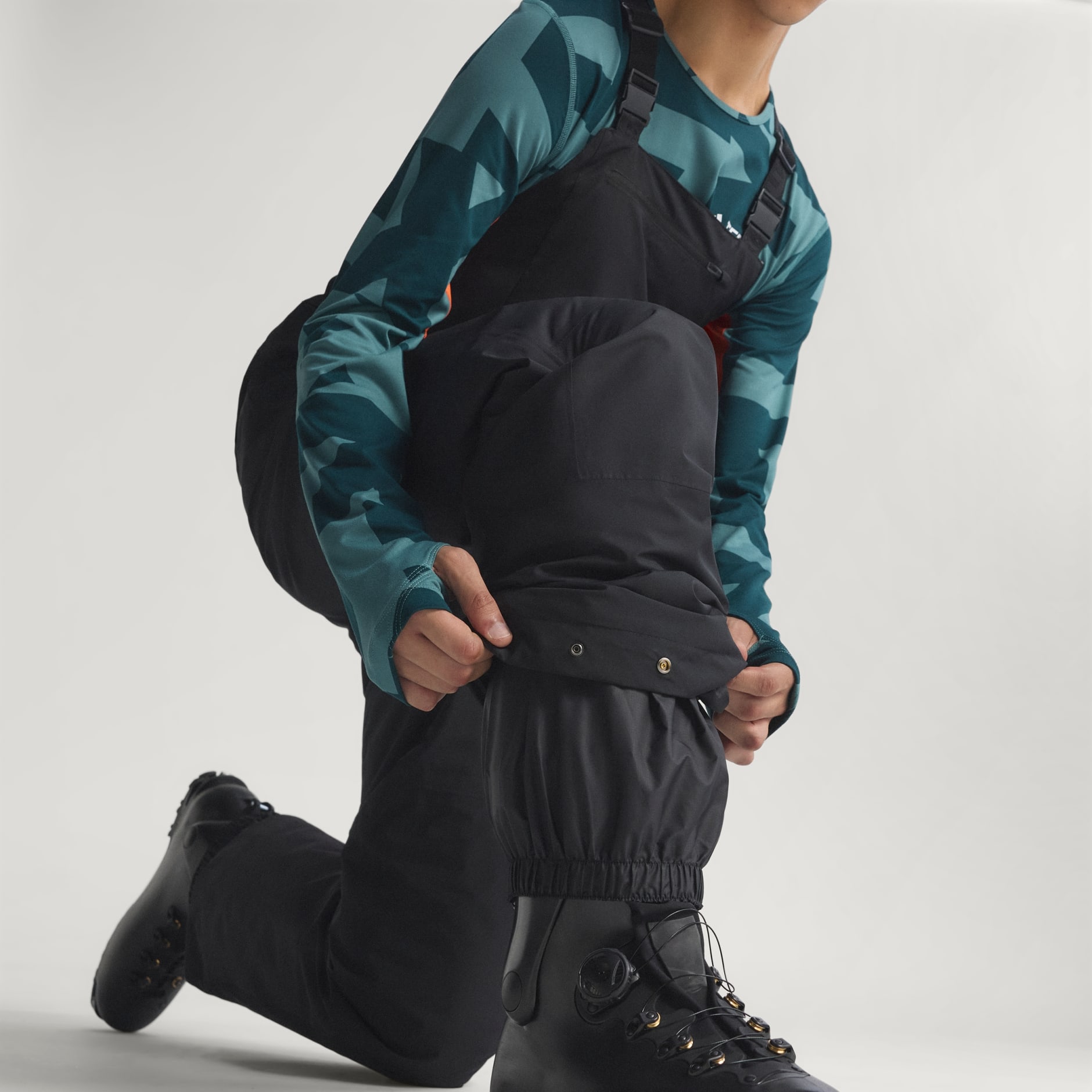 Pantaloni Terrex Multi 2 Layer CLIMAPROOF Izolați Cu Salopetă