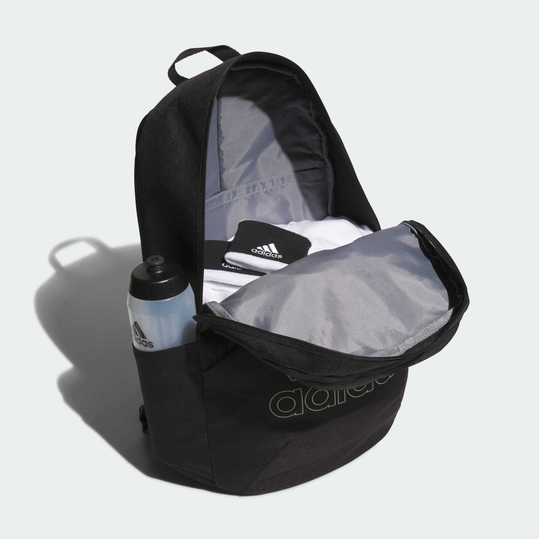 Essentials Backpack Classic