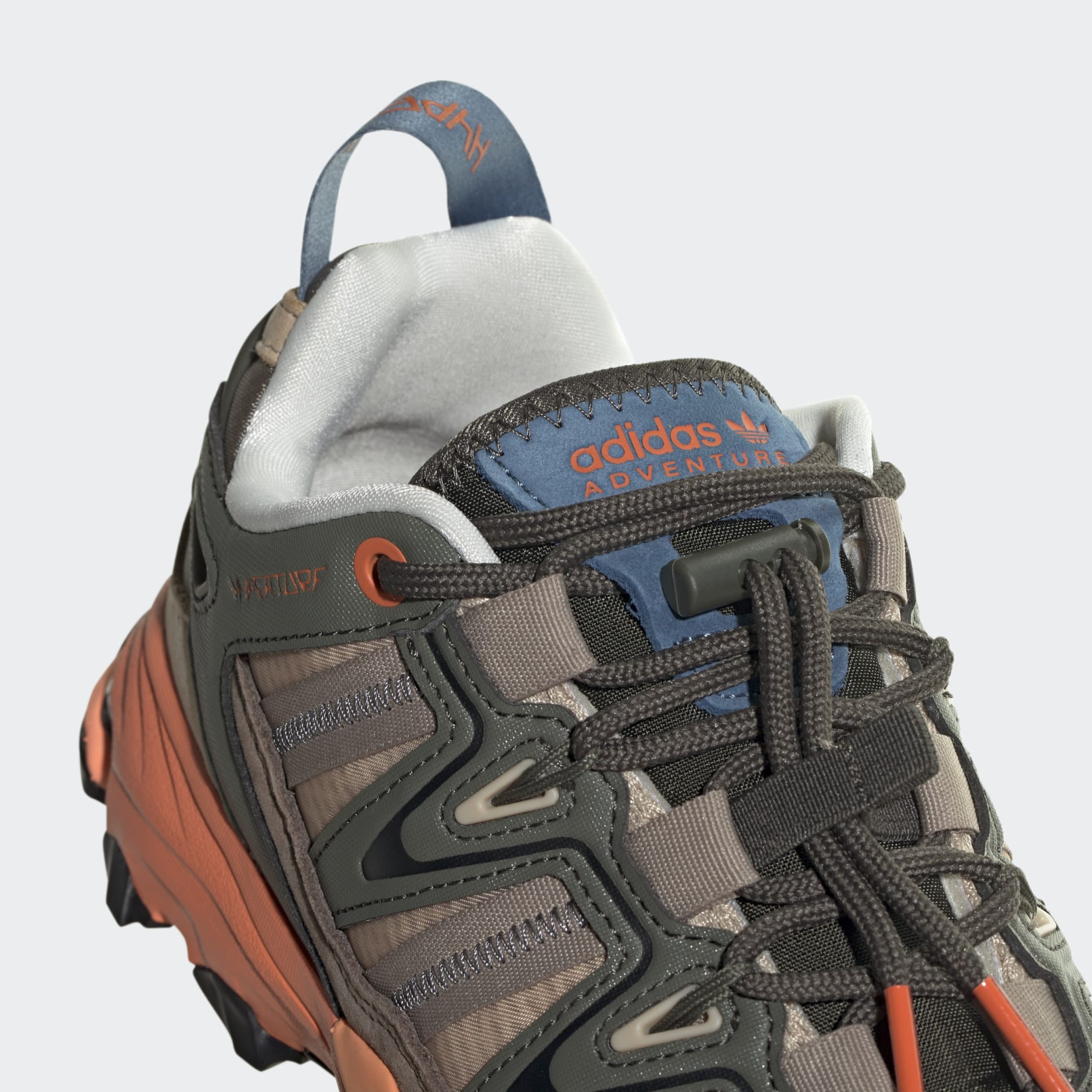 HYPERTURF ADVENTURE W