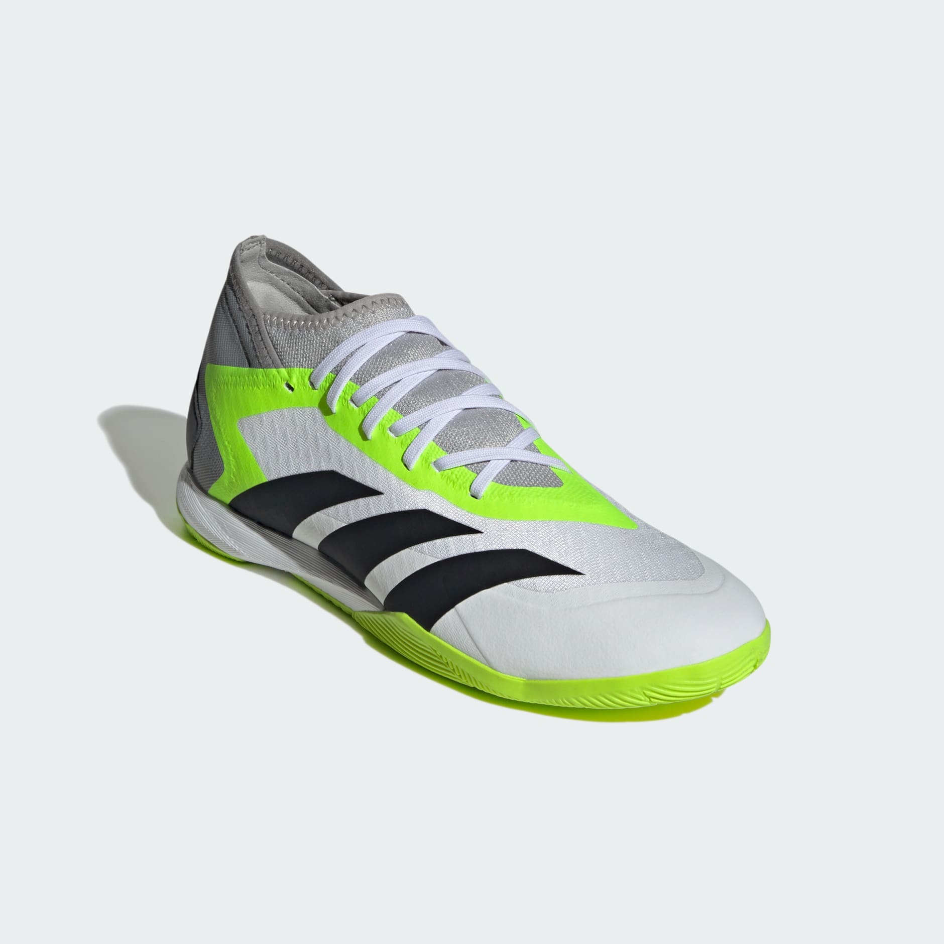 Adidas predator 2025 indoor white