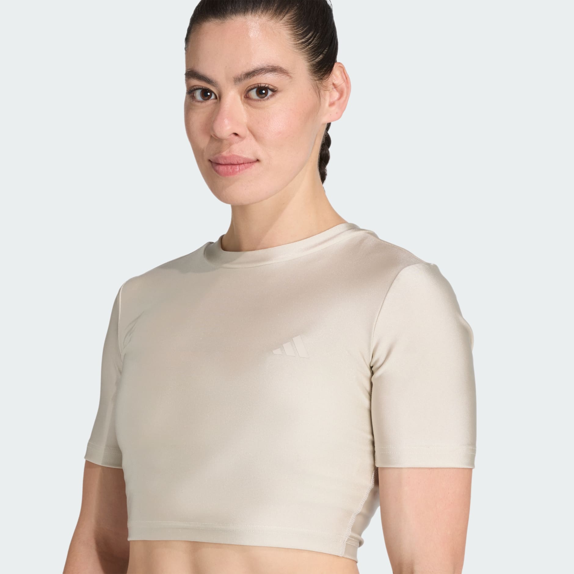 تيشيرت تمرين Essentials براق ولامع