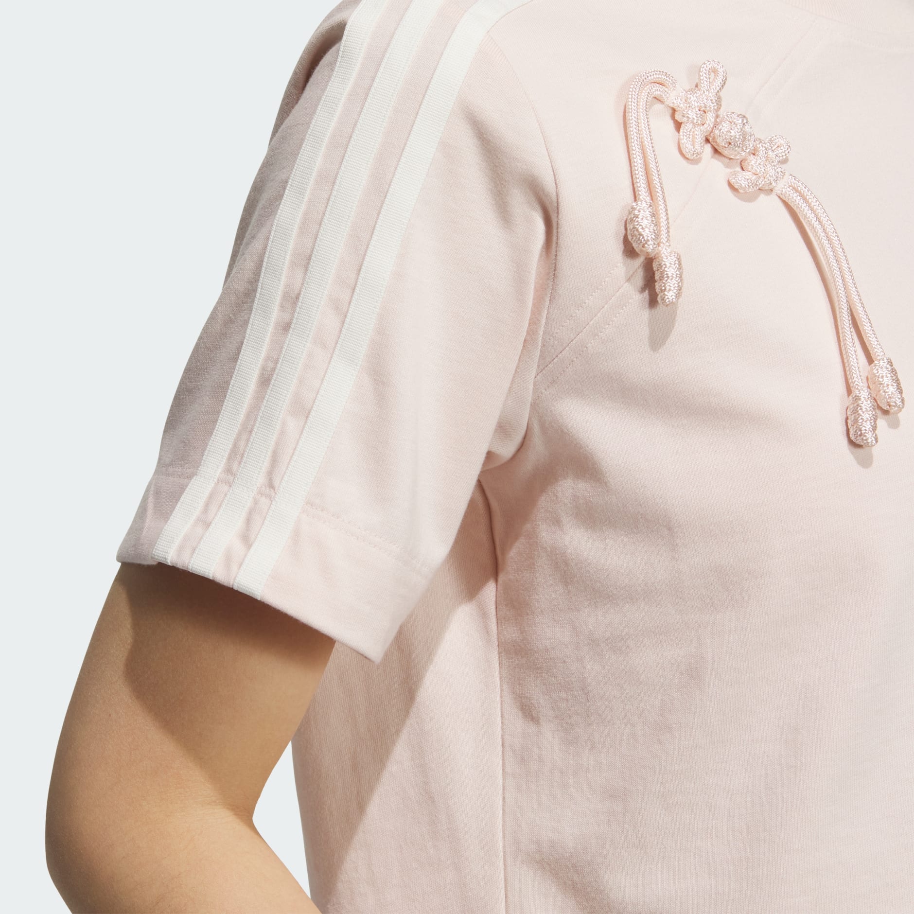 【adidas】香港限定◇SPW HK TEE 半袖Tシャツ SPW HK TEE - White | adidas Hong Kong