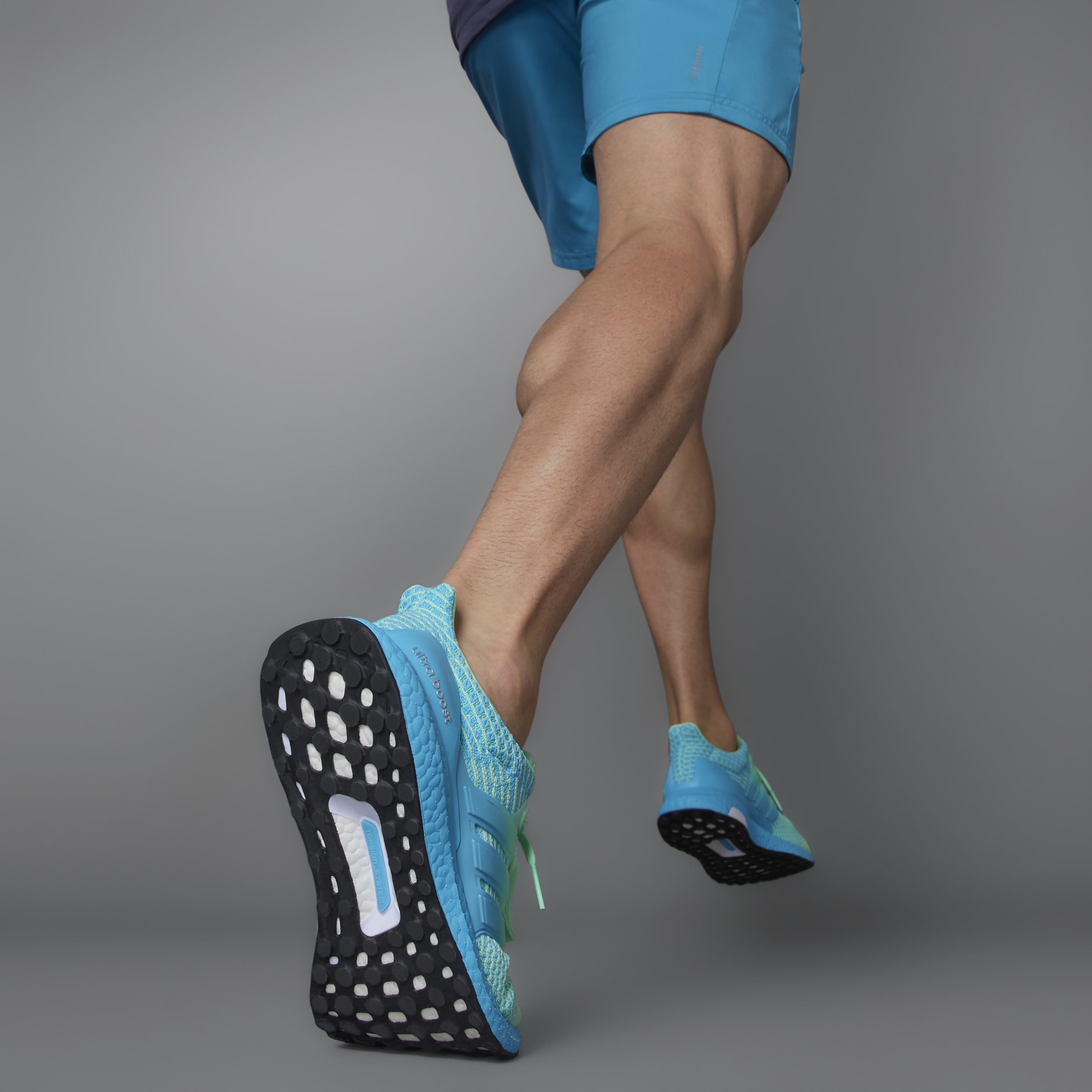 Ultraboost 5.0 DNA Shoes