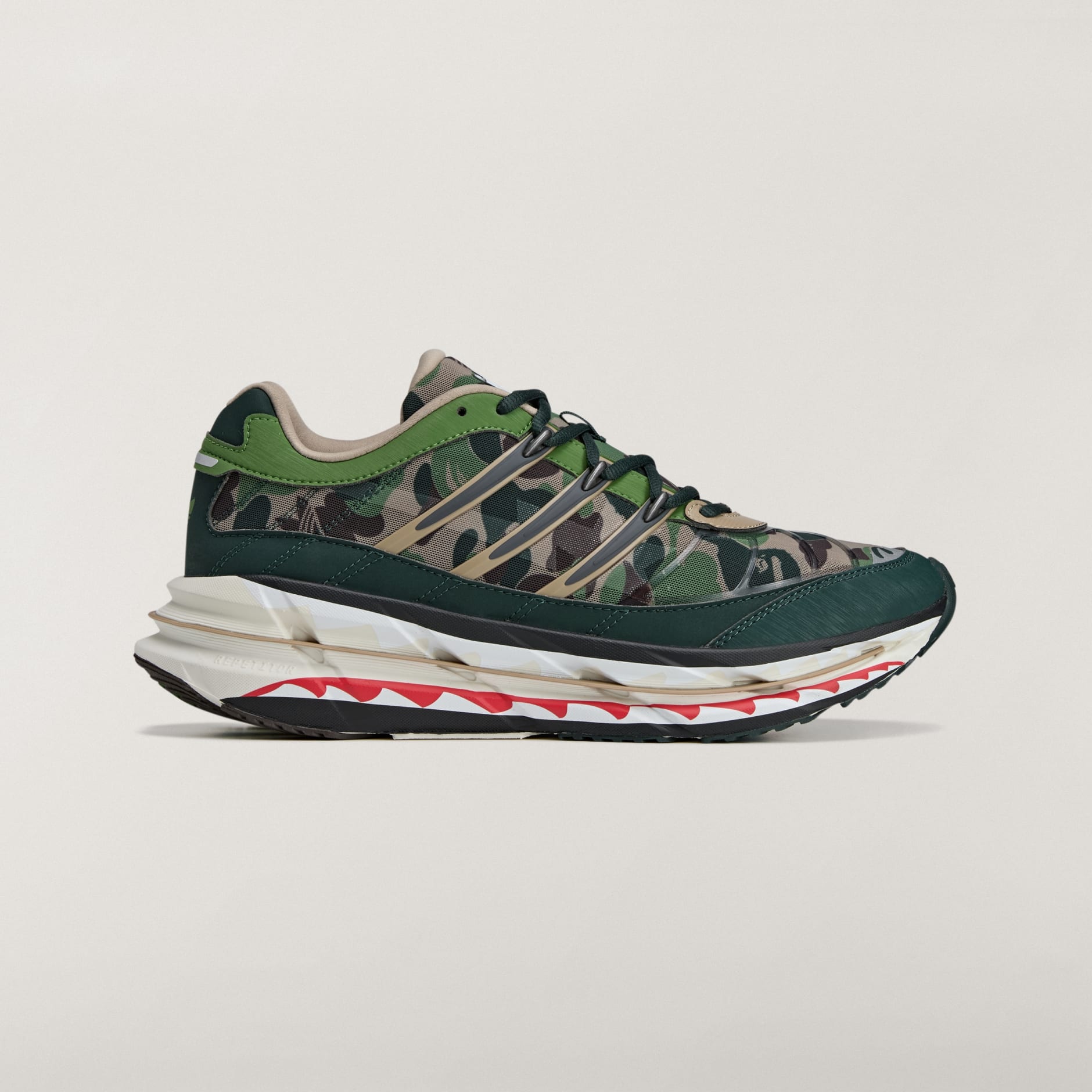 ADISTAR HRMY BAPE&reg; Trainers