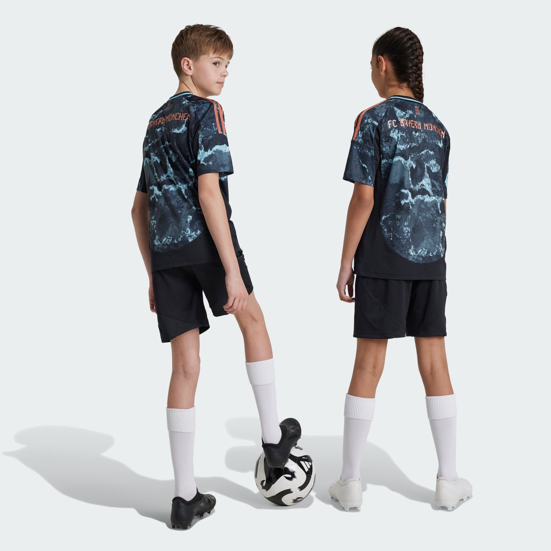 FC Bayern 24/25 Away Shorts Kids