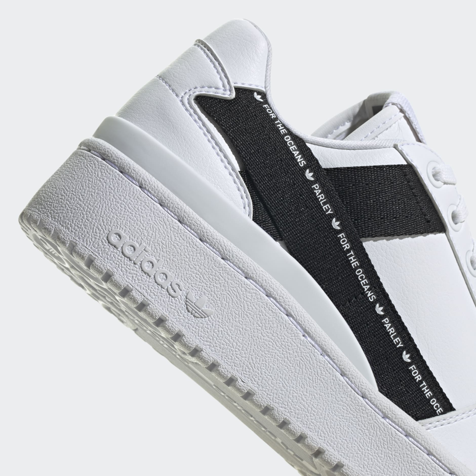 Forum Bold Shoes
