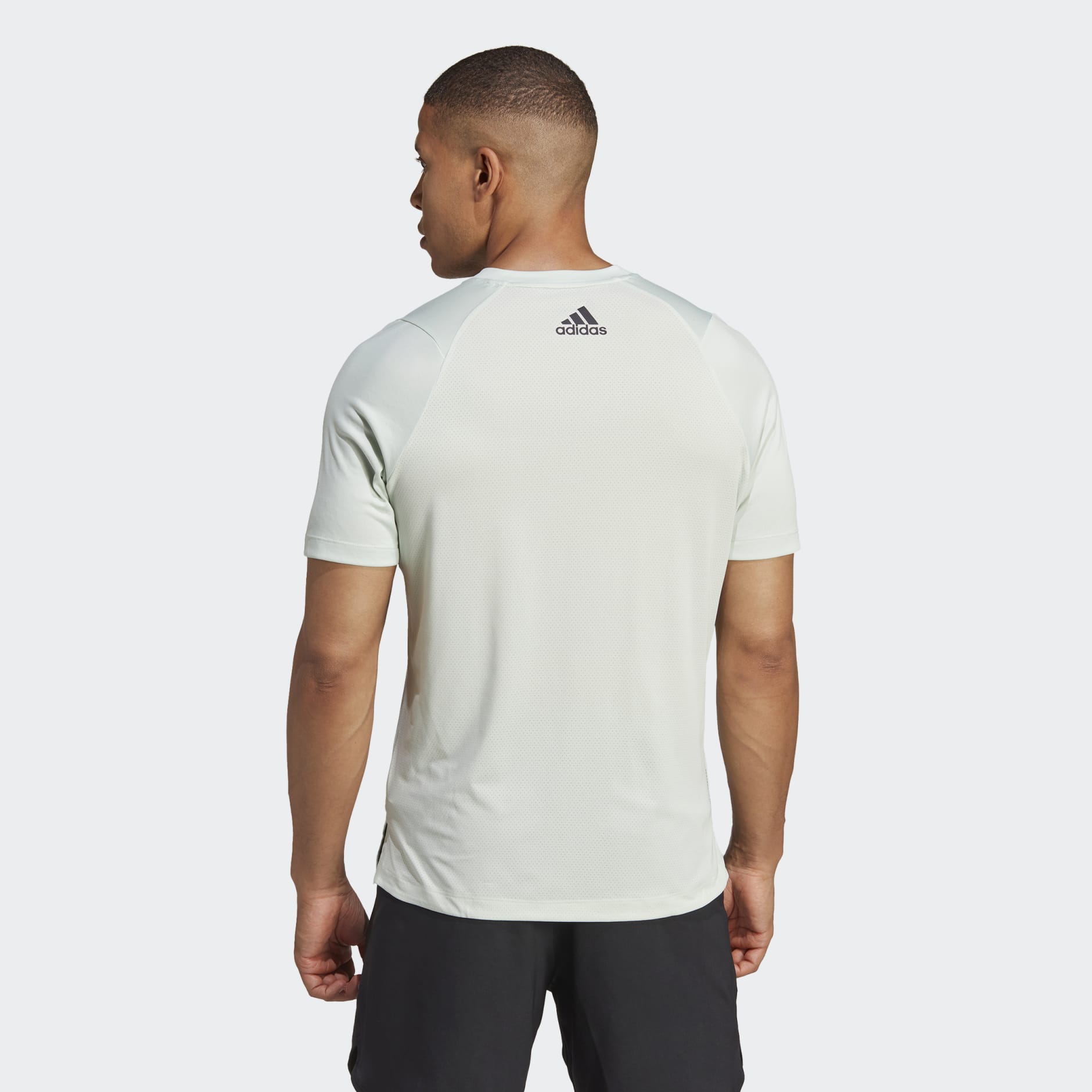 Train Icons GFX Training Tee