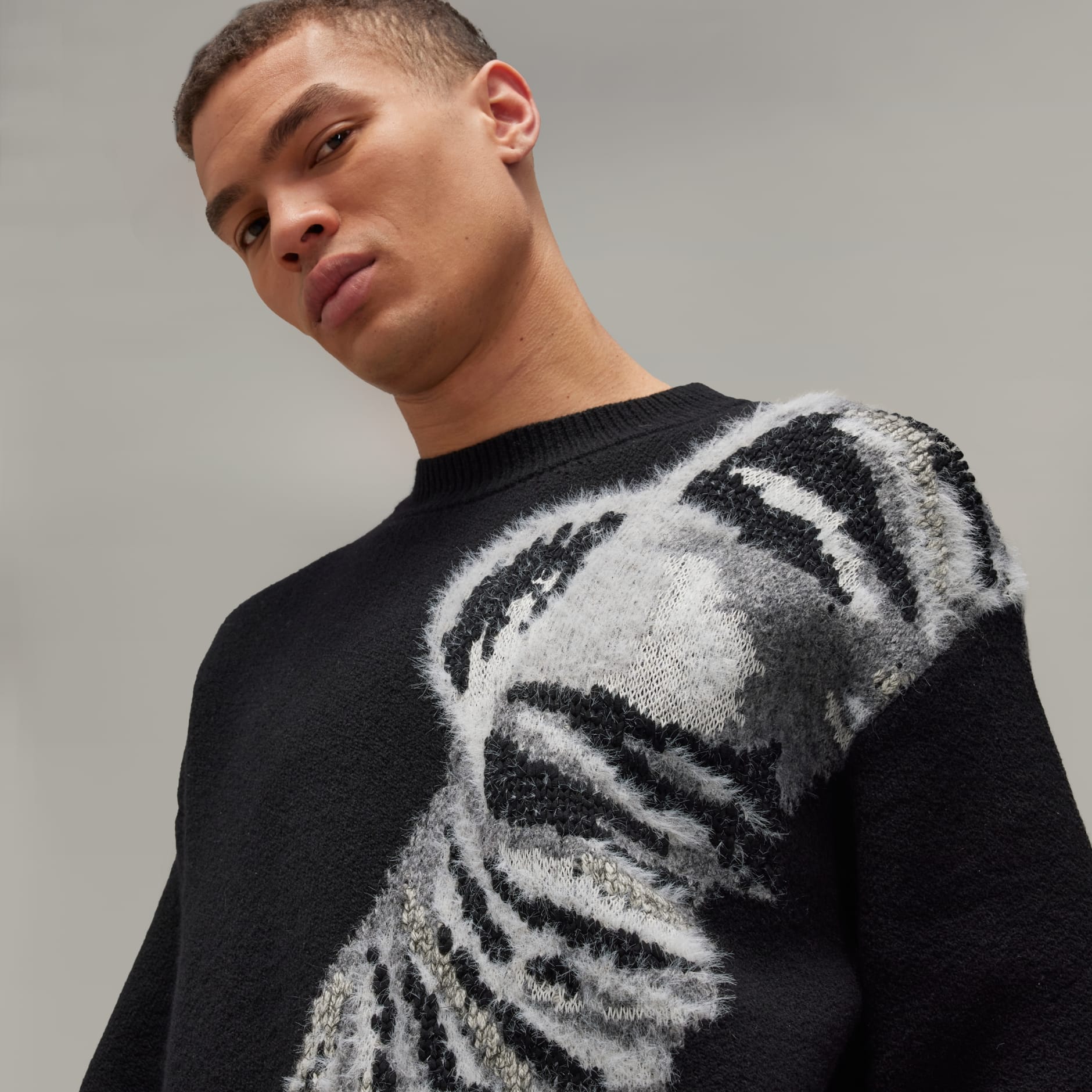 【Adidasコリア】 Y-3 Graphic Crew Sweater Adidas Y-3 Yohji Yamamoto Men Size M Signature Graphic Crew