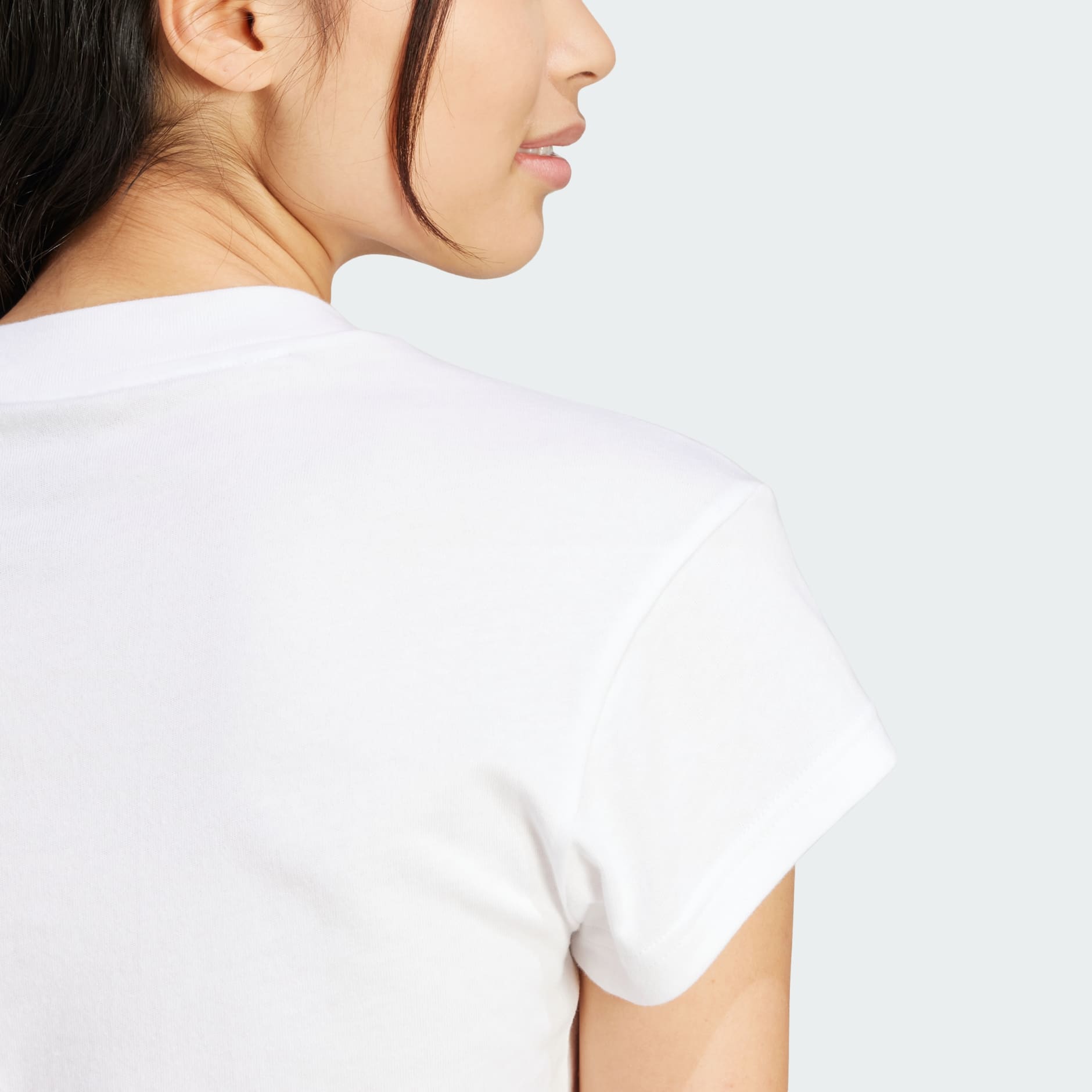 【Adidas コリア】 Future Icons Small Logo Tee Clothing - Future Icons Small Logo Tee - Black | adidas Oman