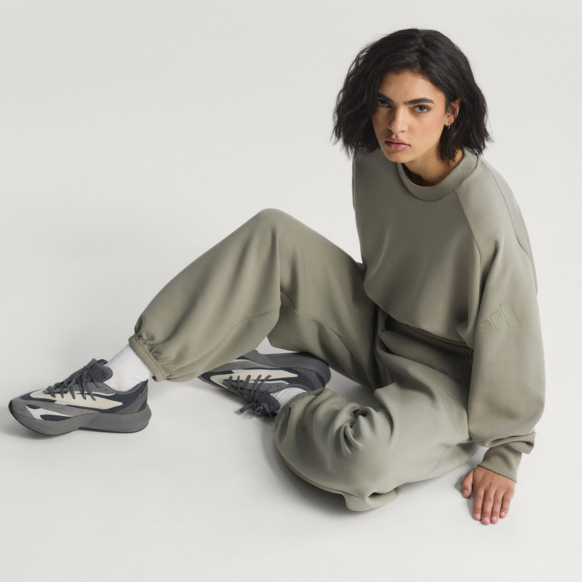 トップス S.F CLOTHING - Soft Lux Loose Sweatshirt - Green | adidas Oman