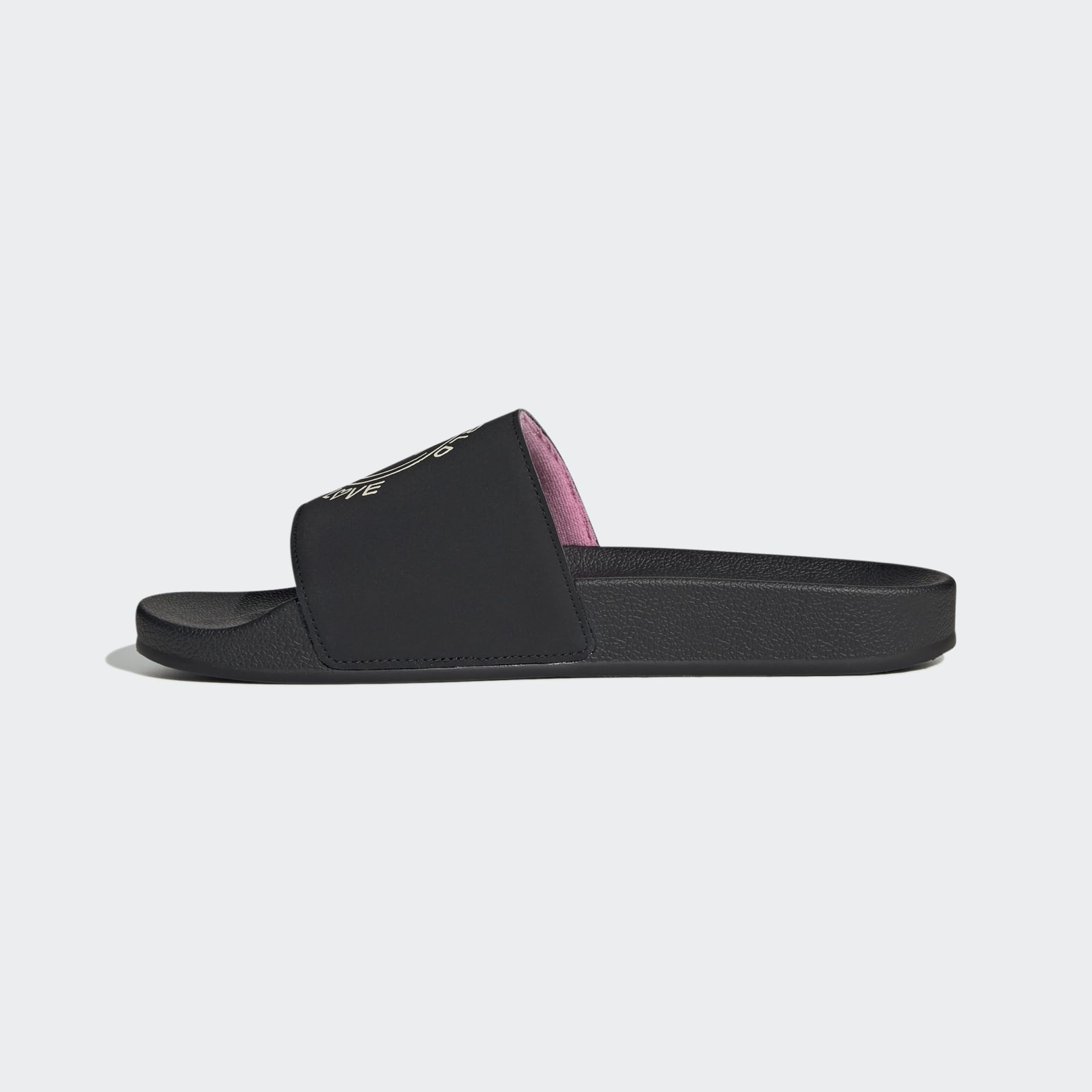 شبشب Adilette x André Saraiva