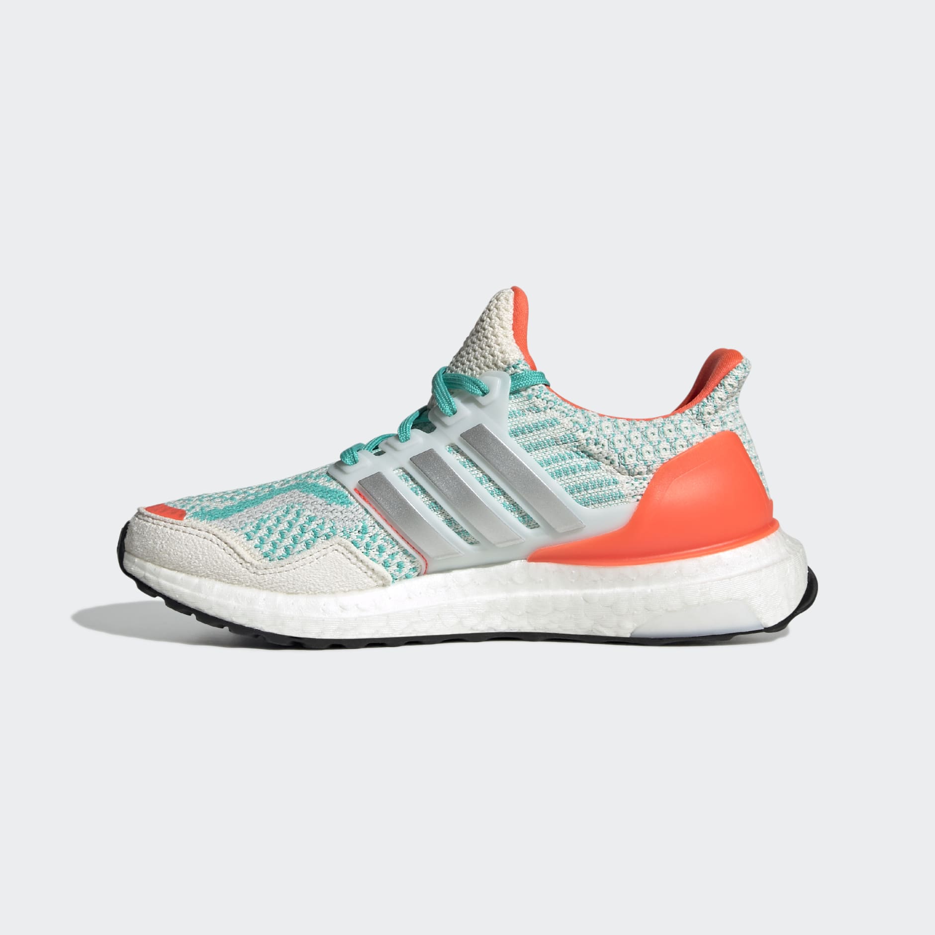 Ultraboost 5 DNA Shoes