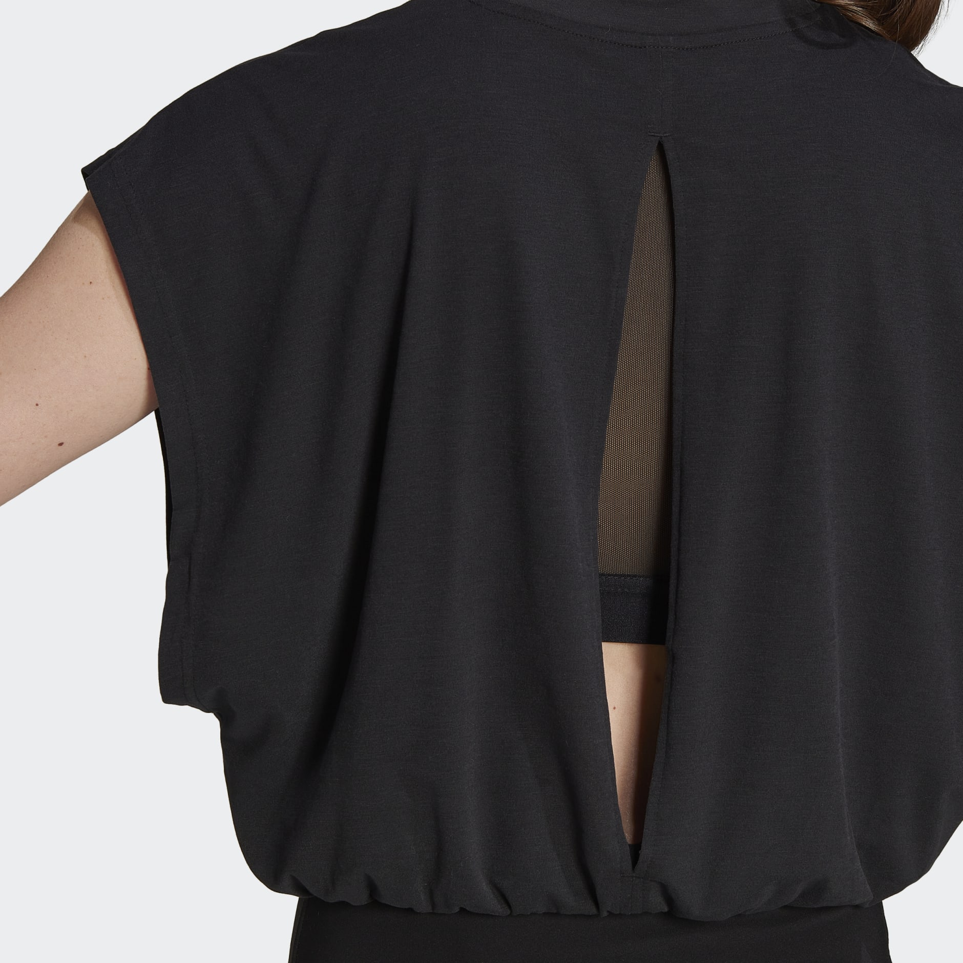 חולצת Hyperglam Sleeveless Tee