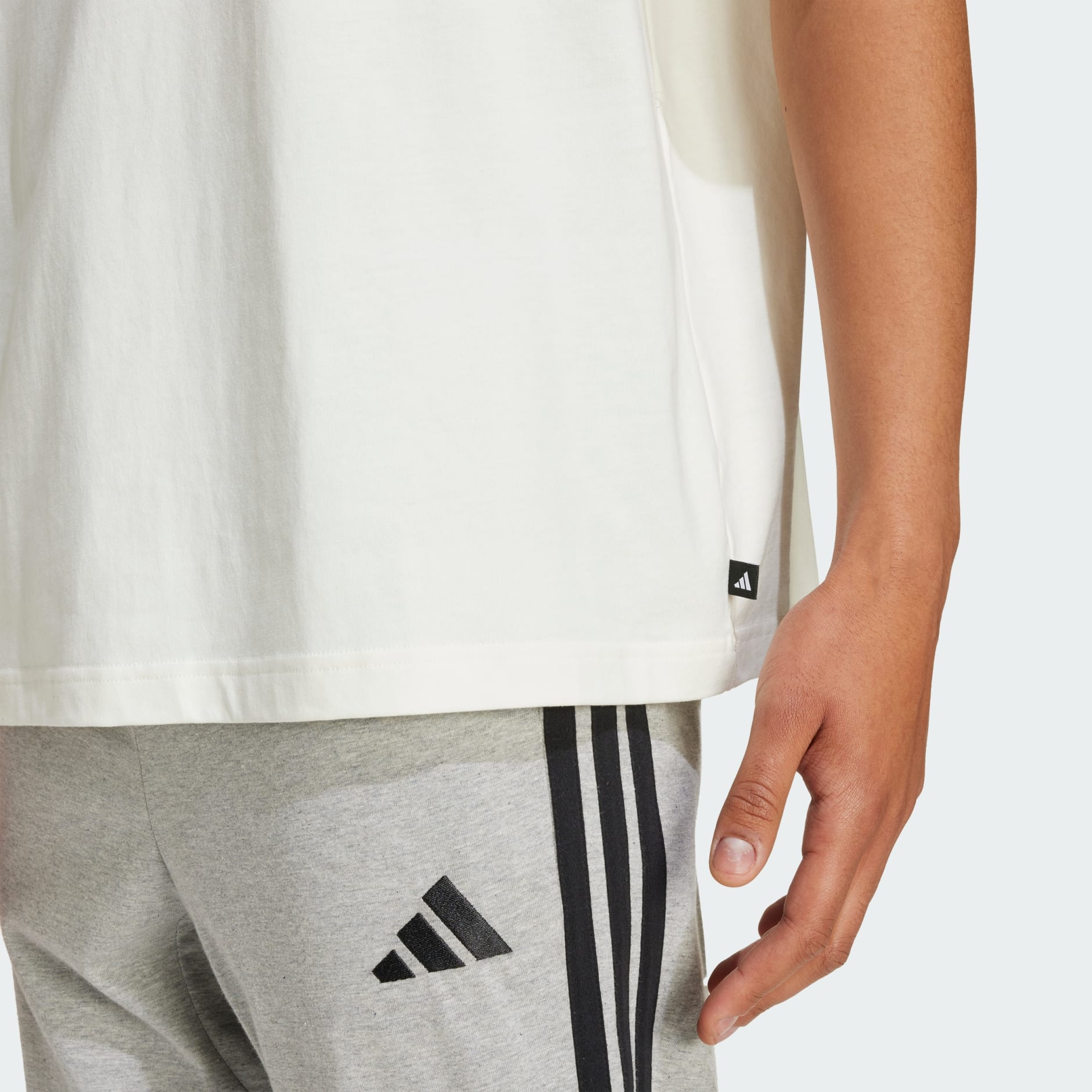 【adidas】M PANDA LOG T パンダ Tシャツ M PANDA LOG T - White | adidas Hong Kong