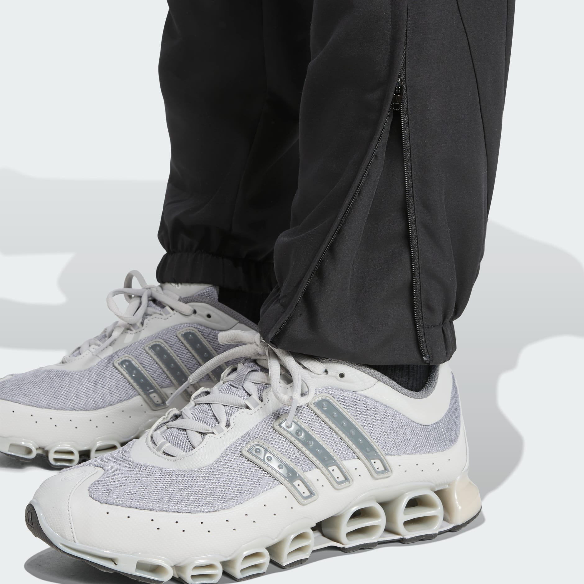 DONJI DIO TRENIRKE HOST