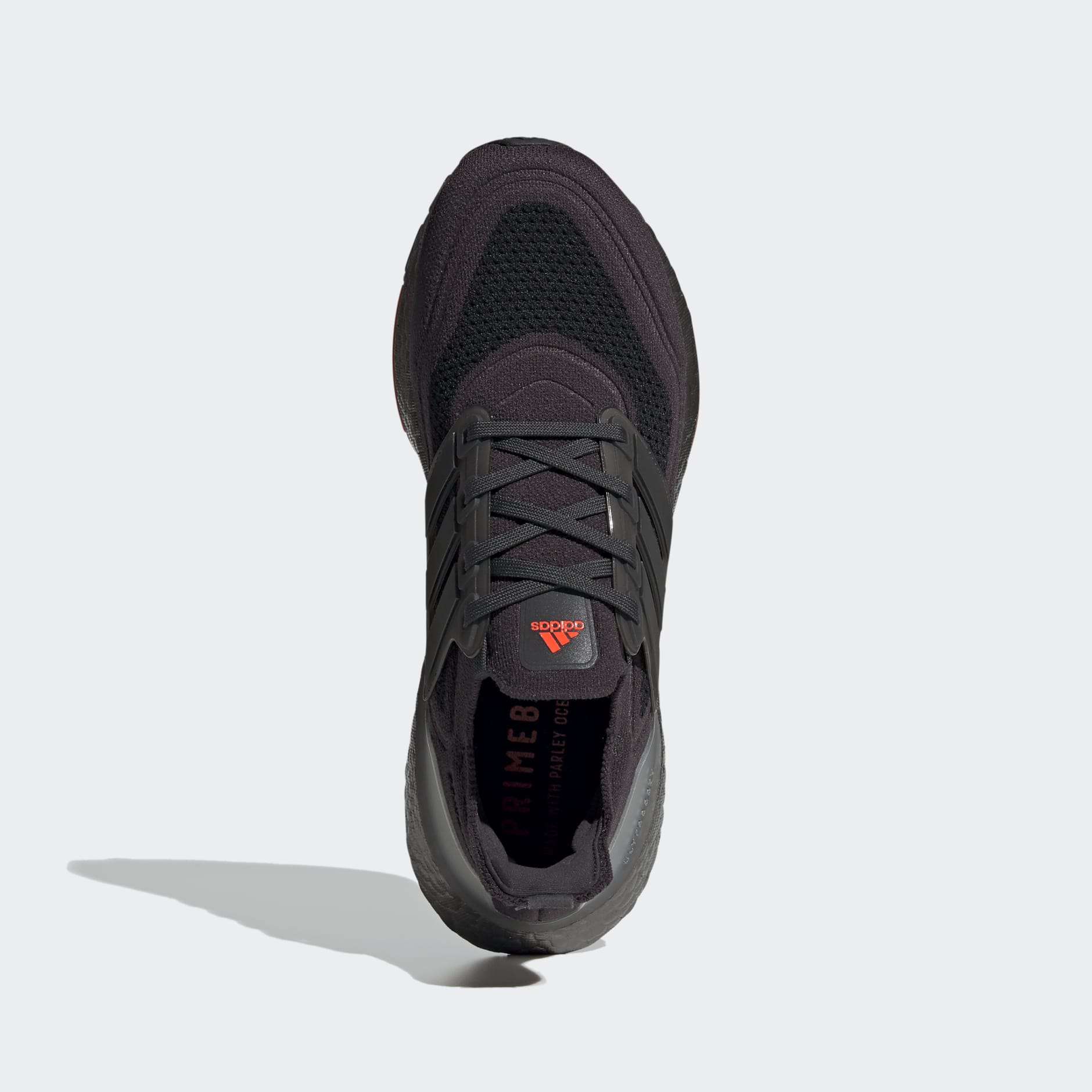 נעלי Ultraboost 21
