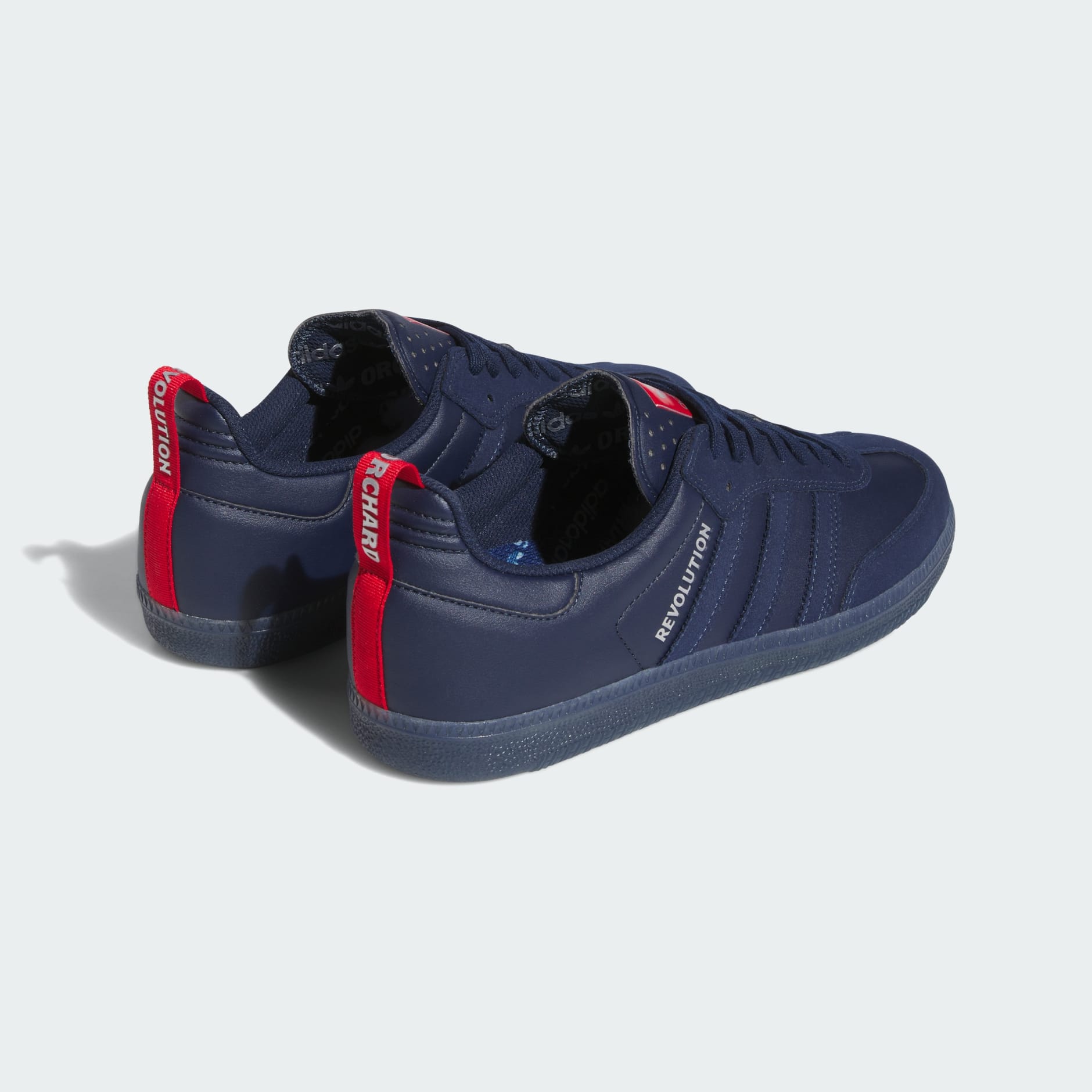 נעלי Orchard x New England Revolution Samba ADV