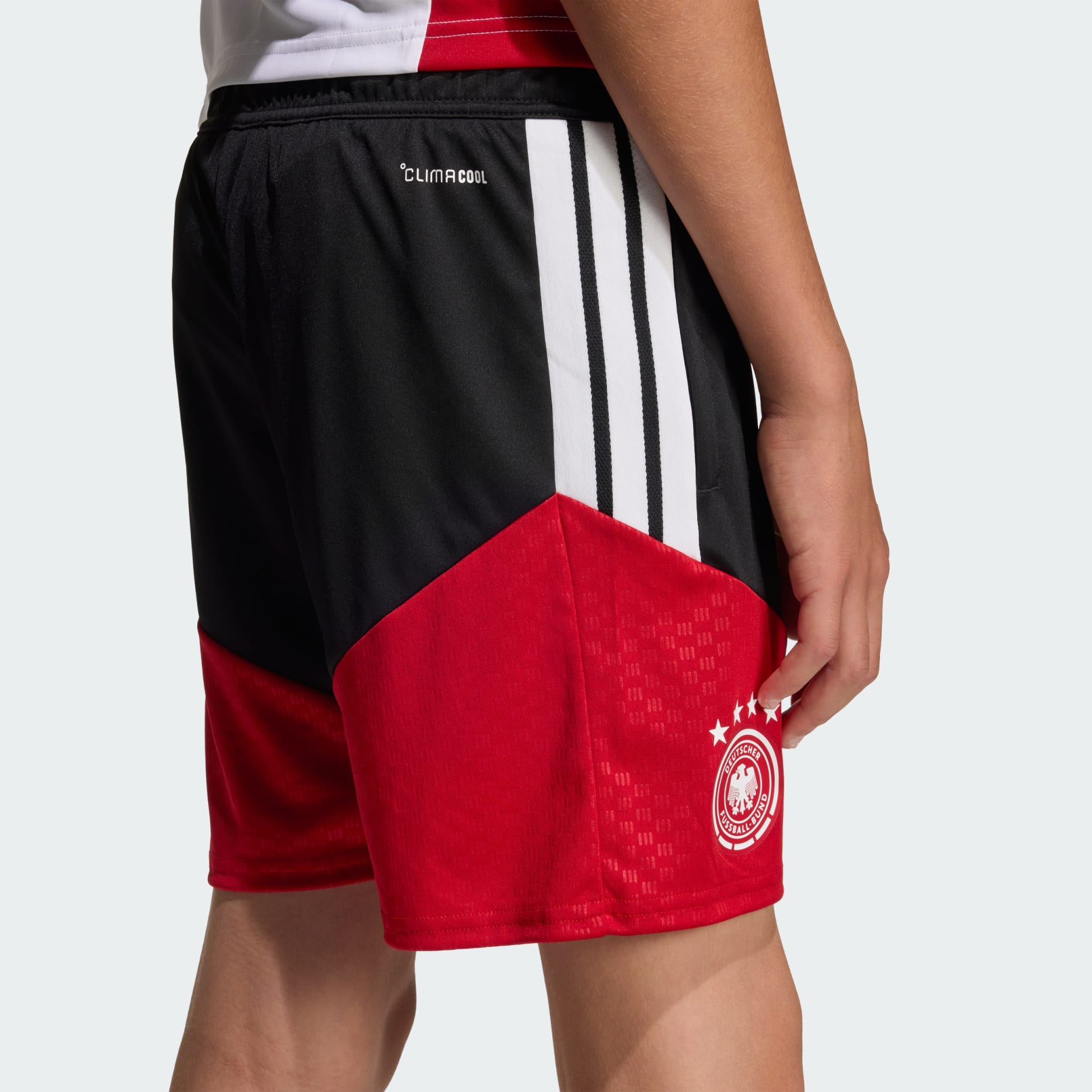 מכנסי אימון קצרים לילדים Germany 26 Tiro