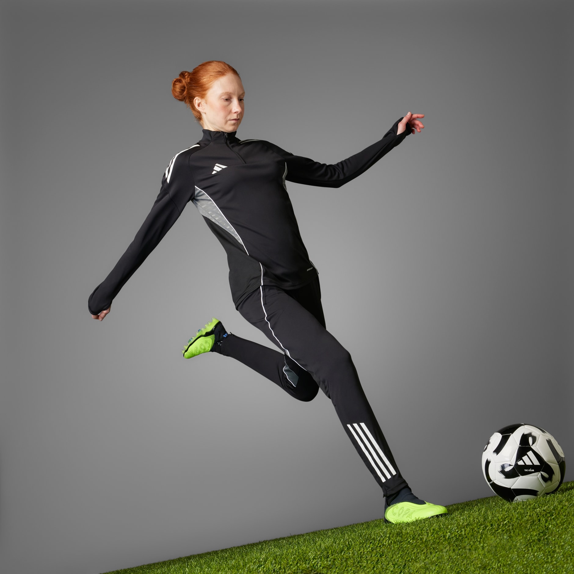 Ghete de fotbal Copa Pure 3 Elite fără șireturi pentru teren ferm