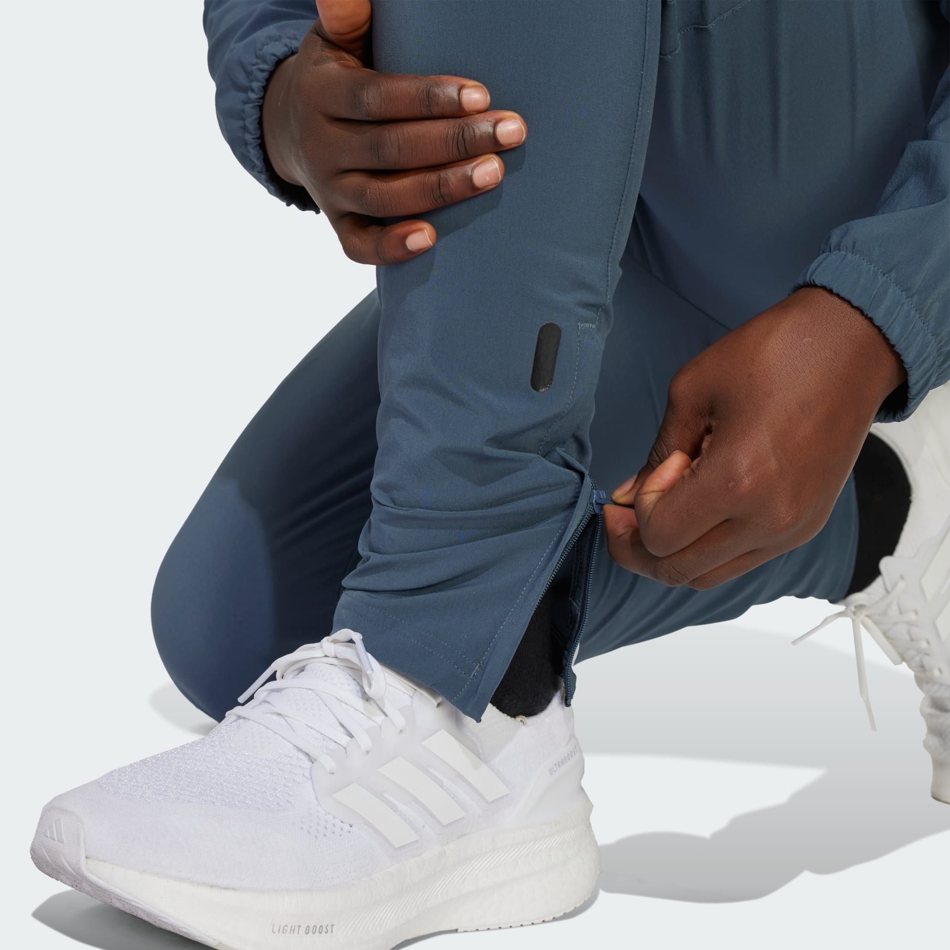 Dječje hlače za putovanja FC Bayern Tiro 25 Competition Vis Tech