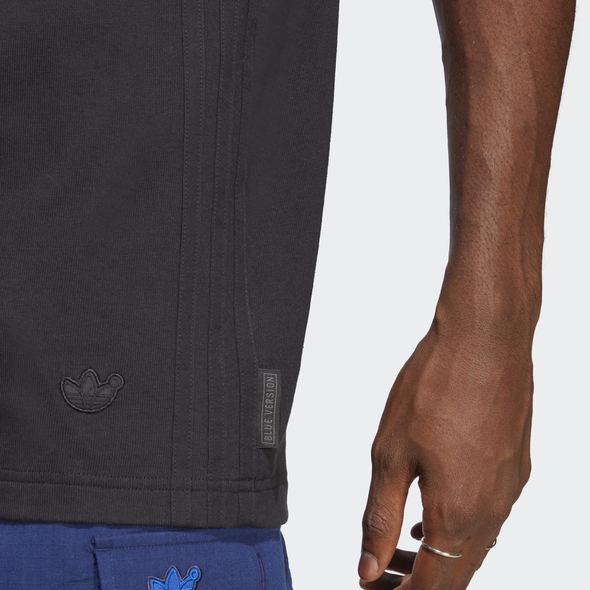 Essentials Tee