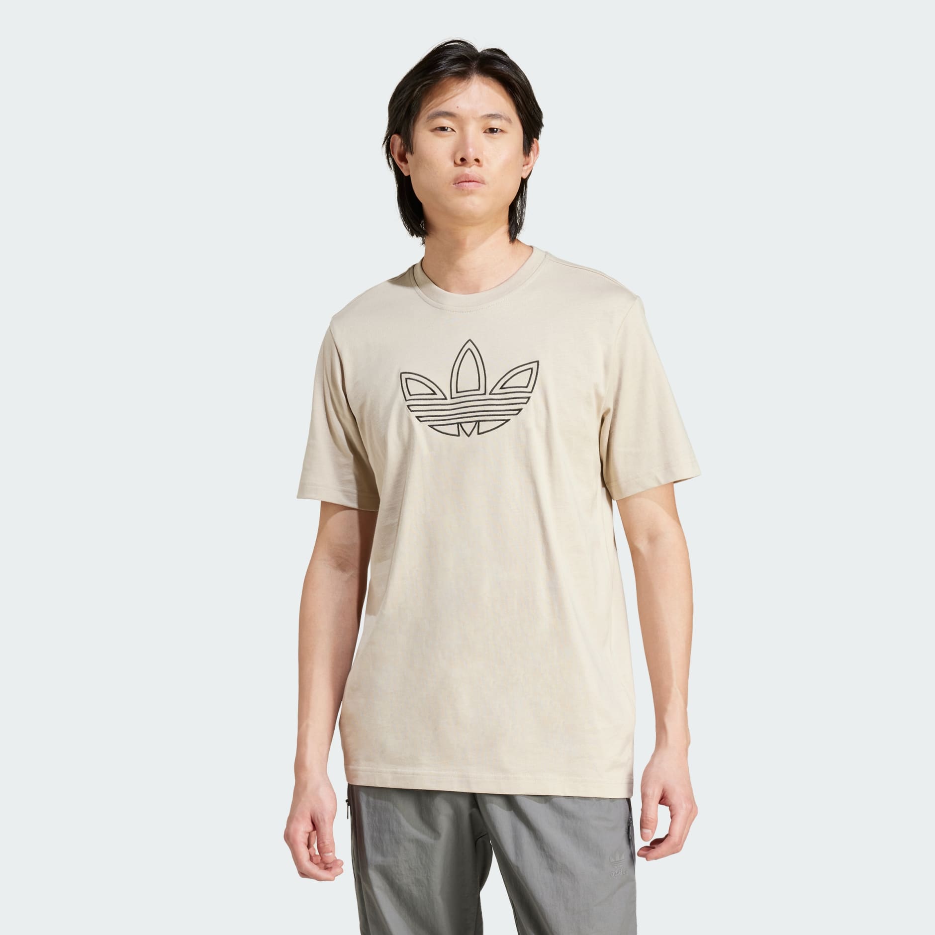 Outlined Trefoil Tee