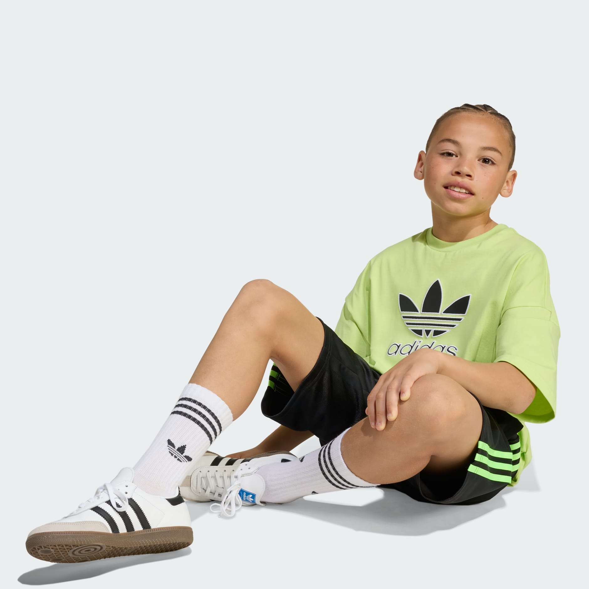 Oversize Trefoil Tee