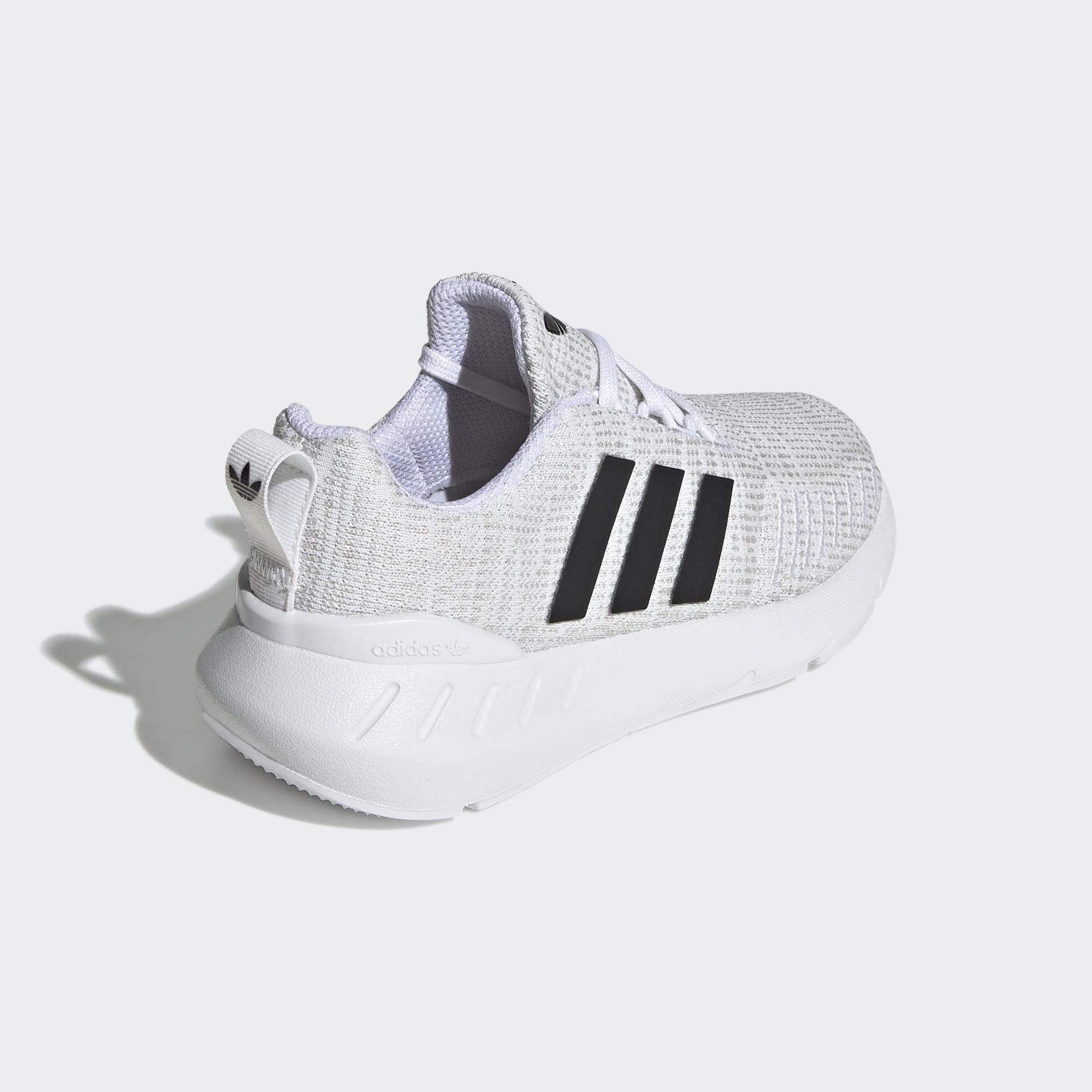 Swift Run 22 Shoes