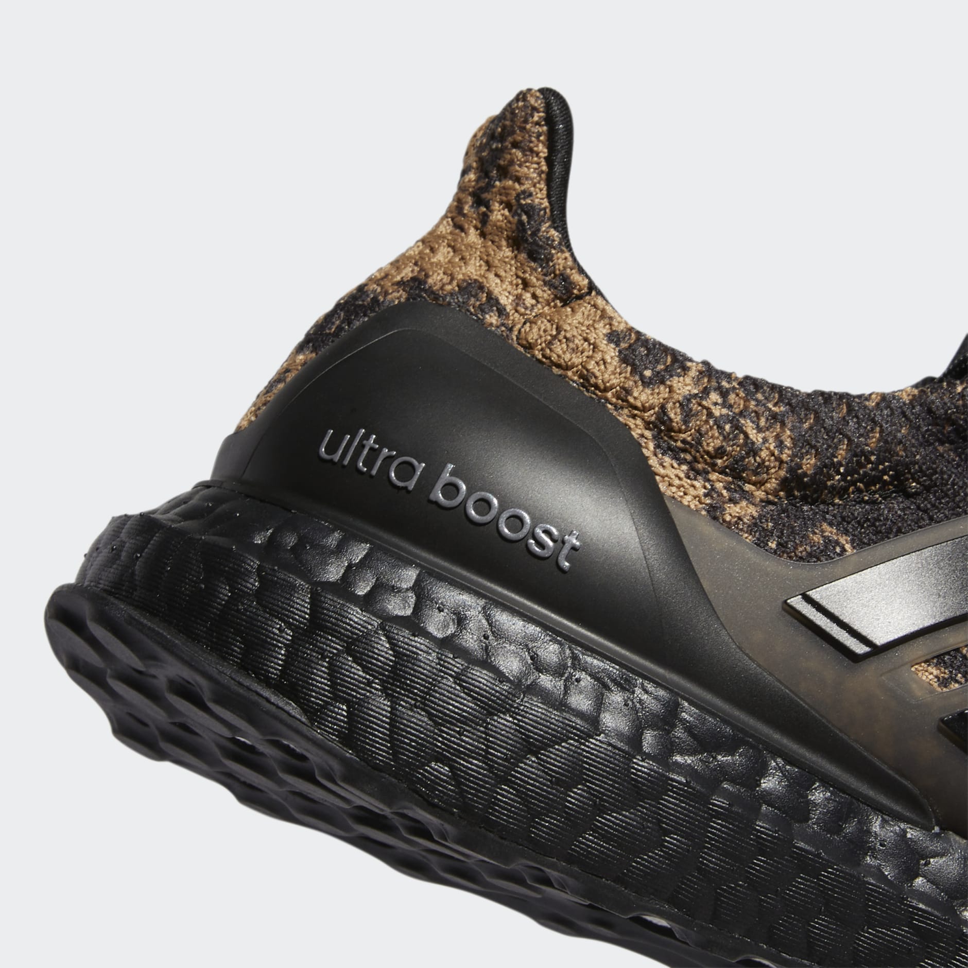 Ultraboost 5.0 DNA Shoes
