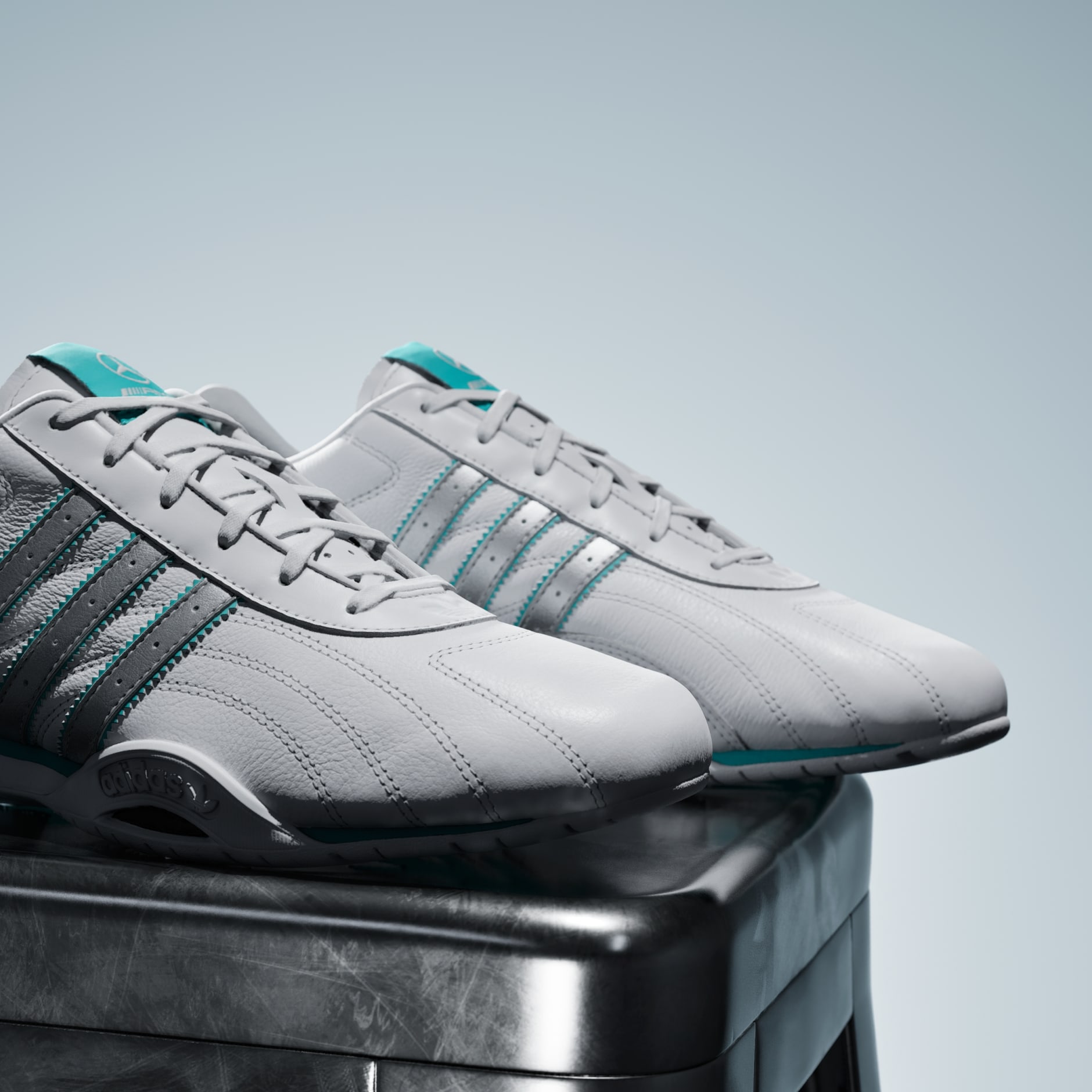 PANTOFI SPORT ADIRACER LO MERCEDES AMG PETRONAS F1 TEAM