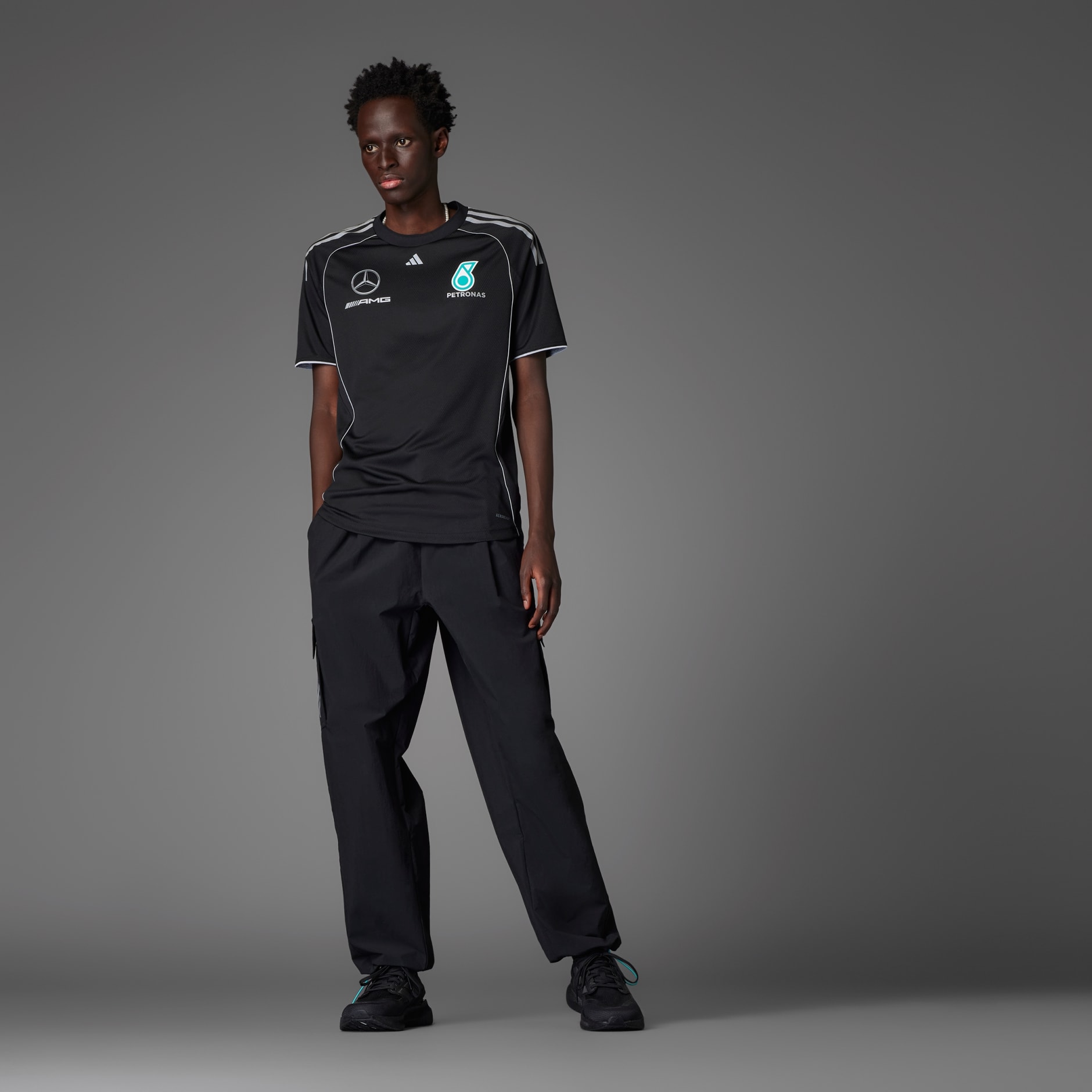 MAILLOT DE M&Eacute;CANICIEN MERCEDES - AMG PETRONAS FORMULA ONE TEAM