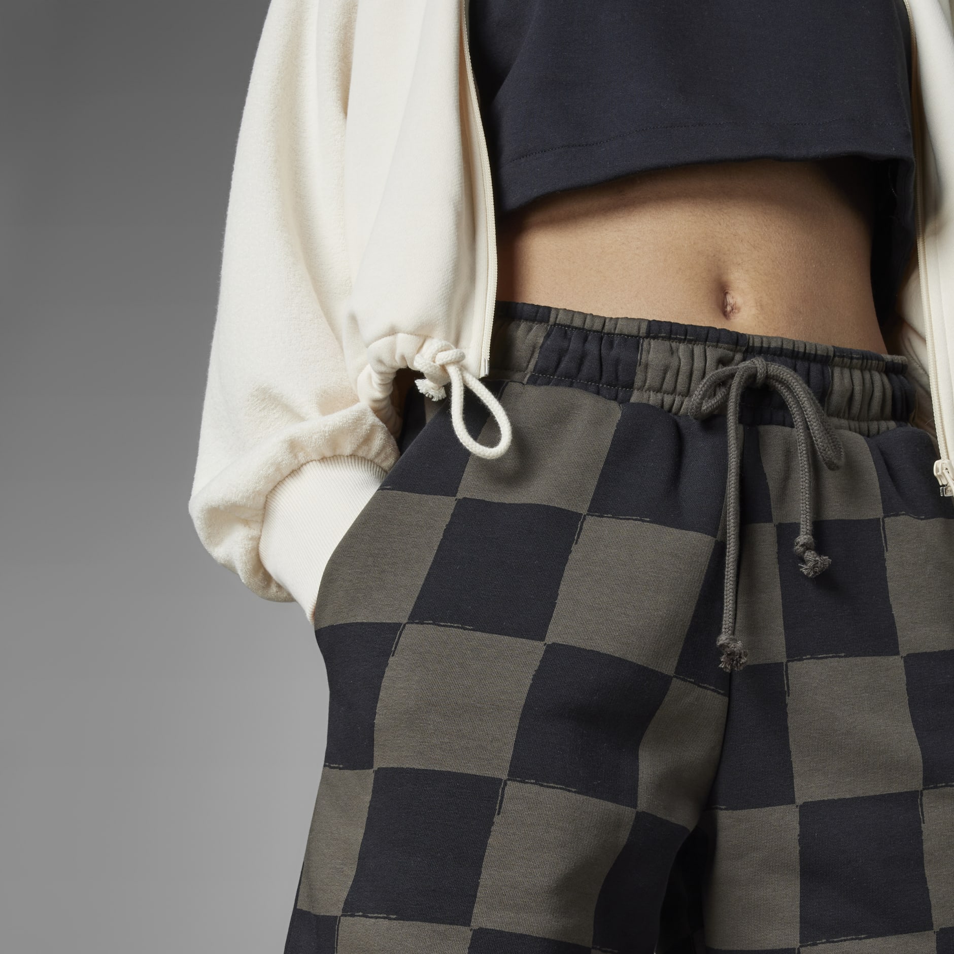 Sportswear Fleece Shorts (Gender Neutral)
