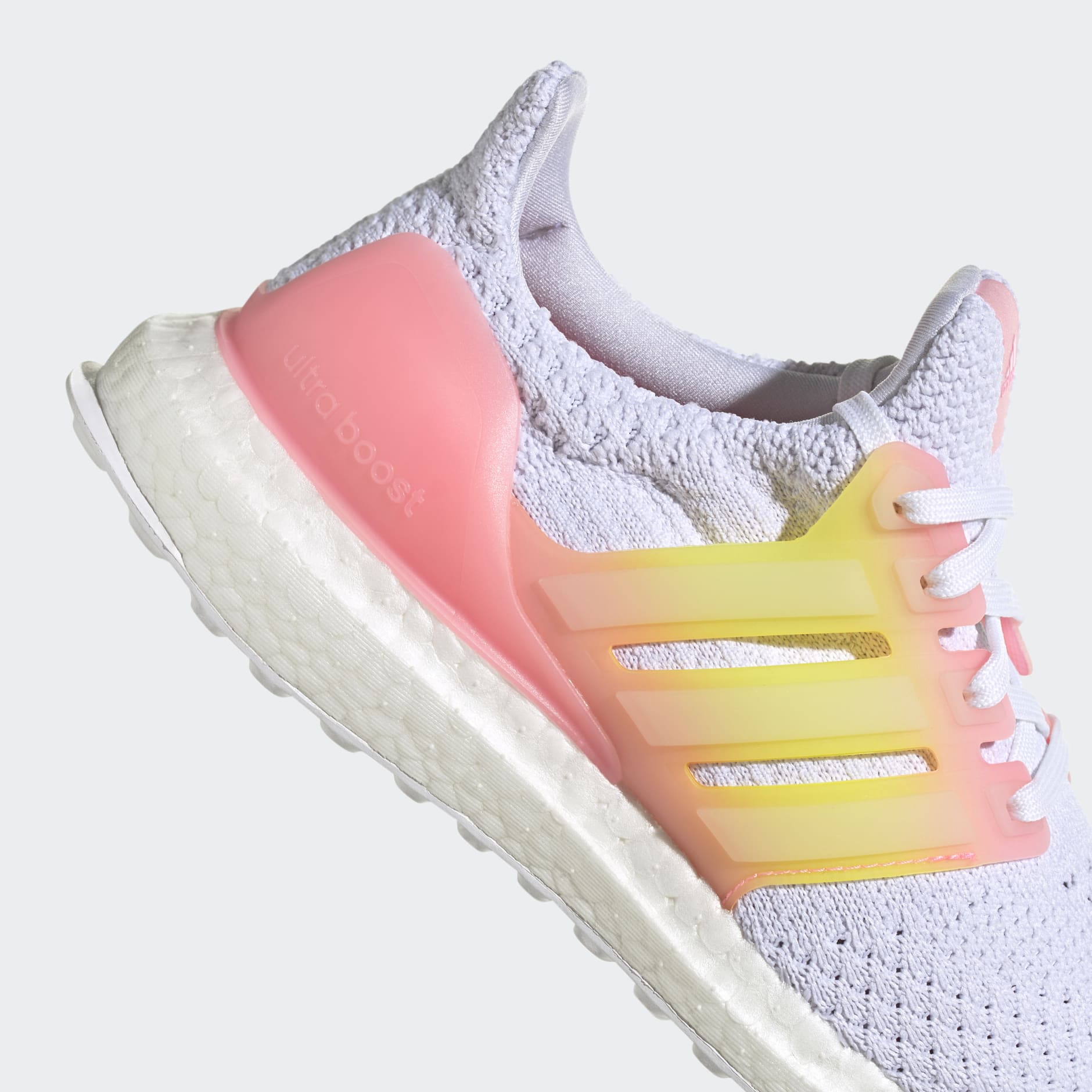 Ultraboost 5.0 DNA Shoes