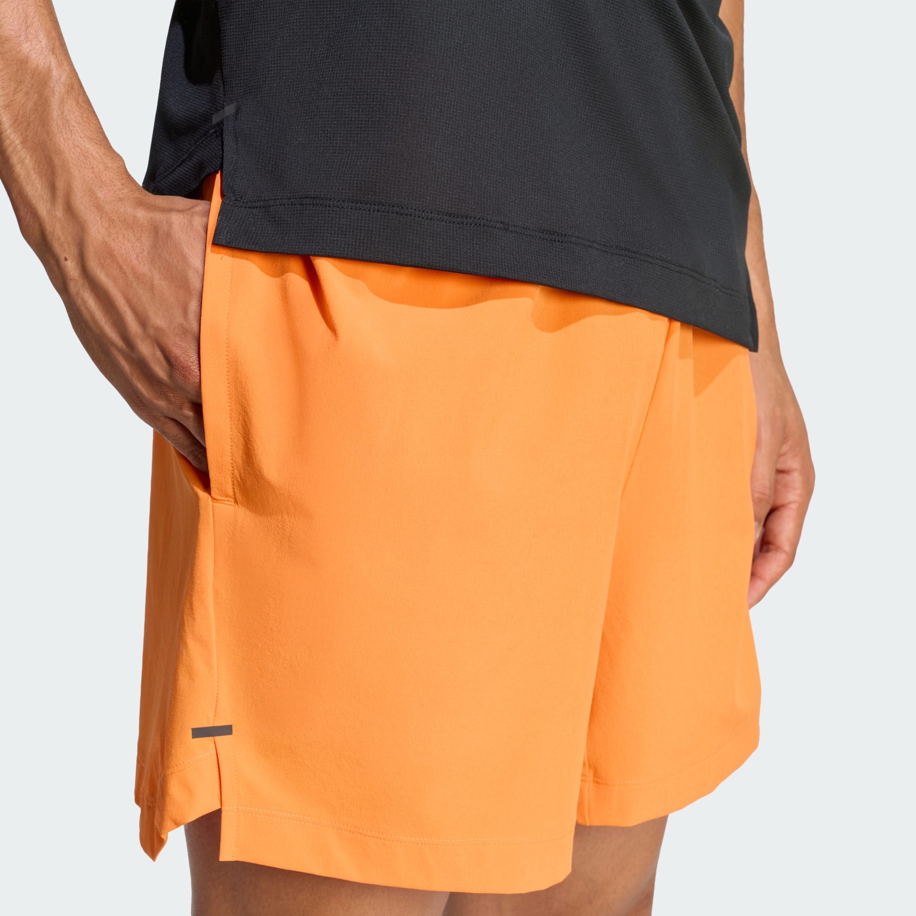 PANTALONI SCURȚI D4T ESSENTIALS