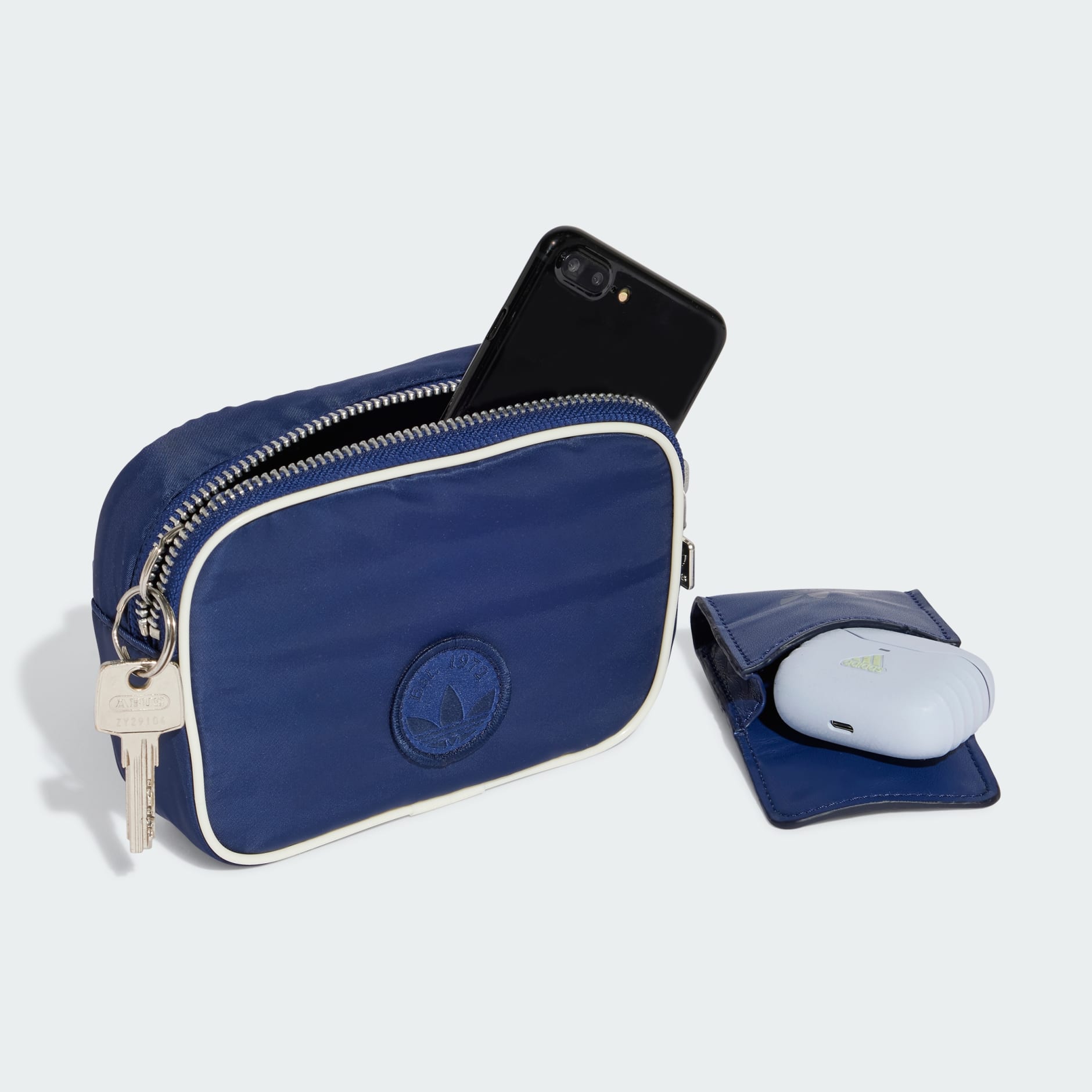 【ADIDAS ORIGINALS】★MINI AIRLINER BAG★正規品★ Mini Airliner Bag - Blue | adidas Hong Kong