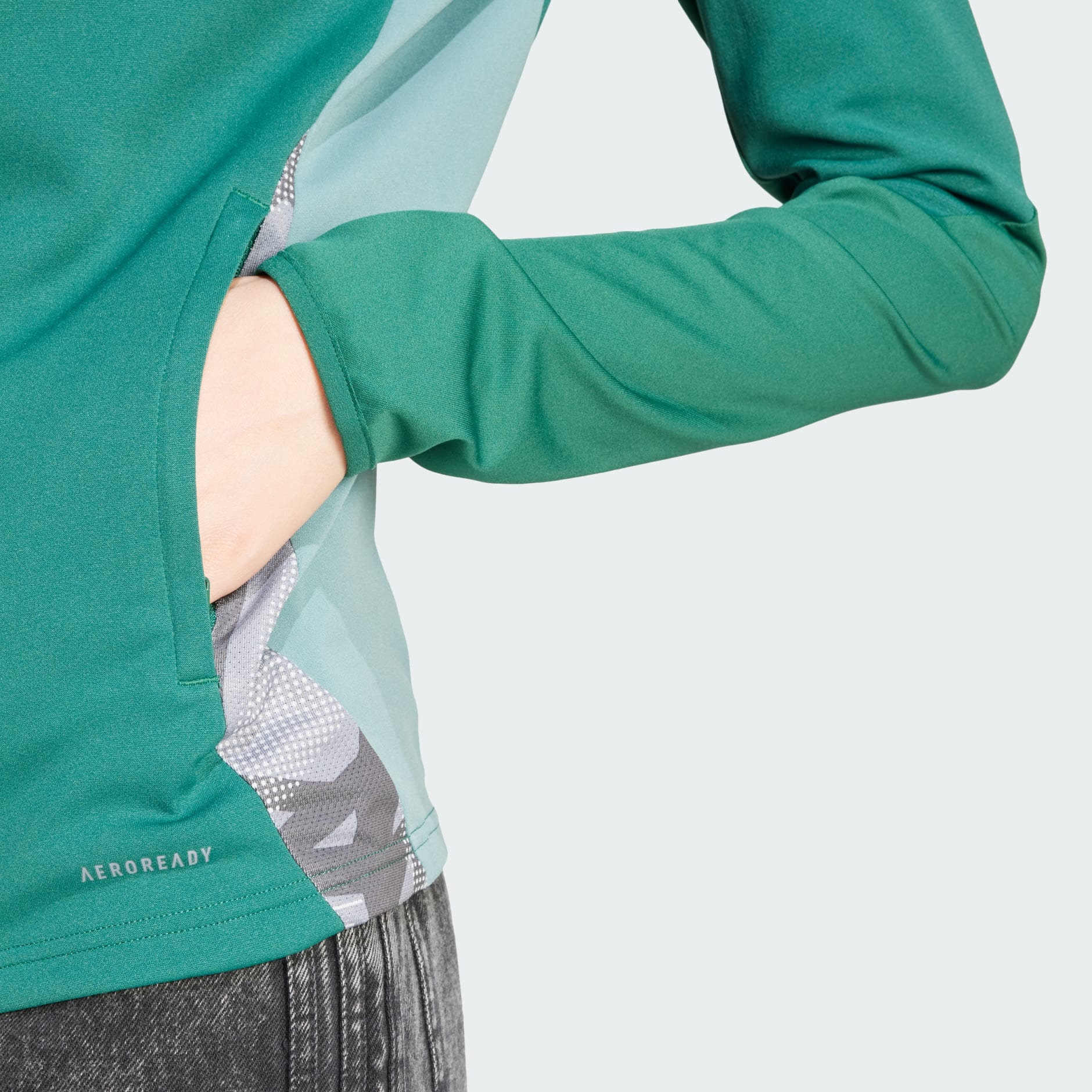 ז'קט אימון שחקנים מכבי חיפה 24/25 נשים