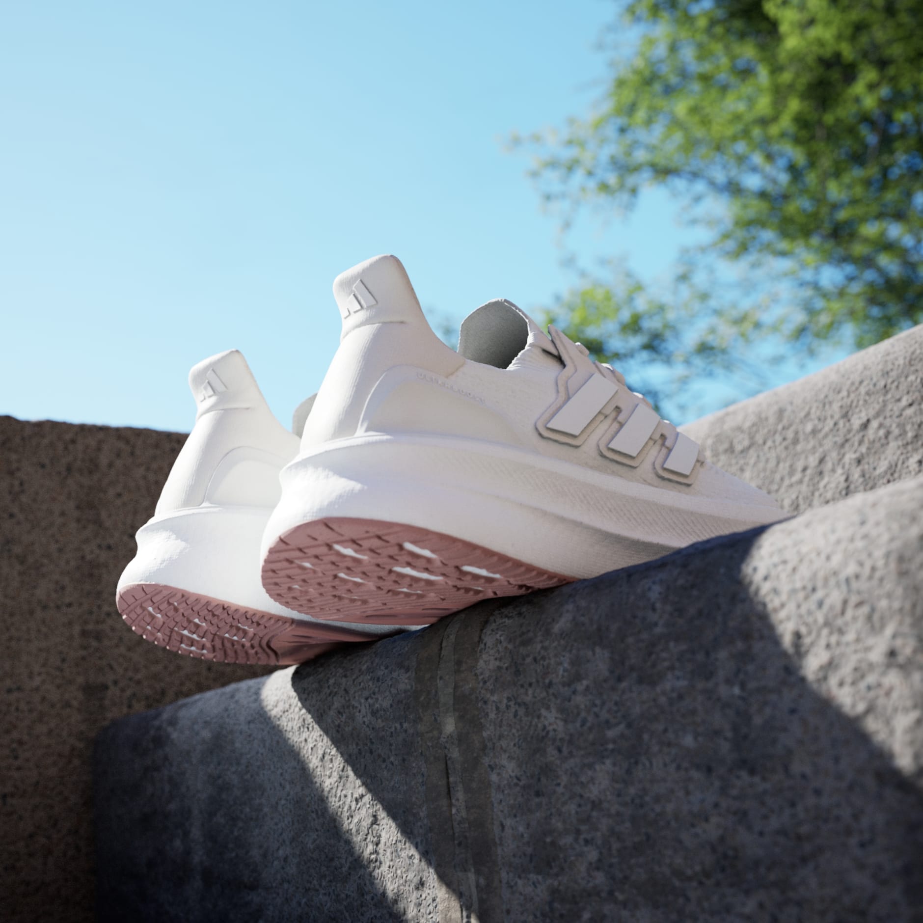 حذاء Ultraboost Light 2.0