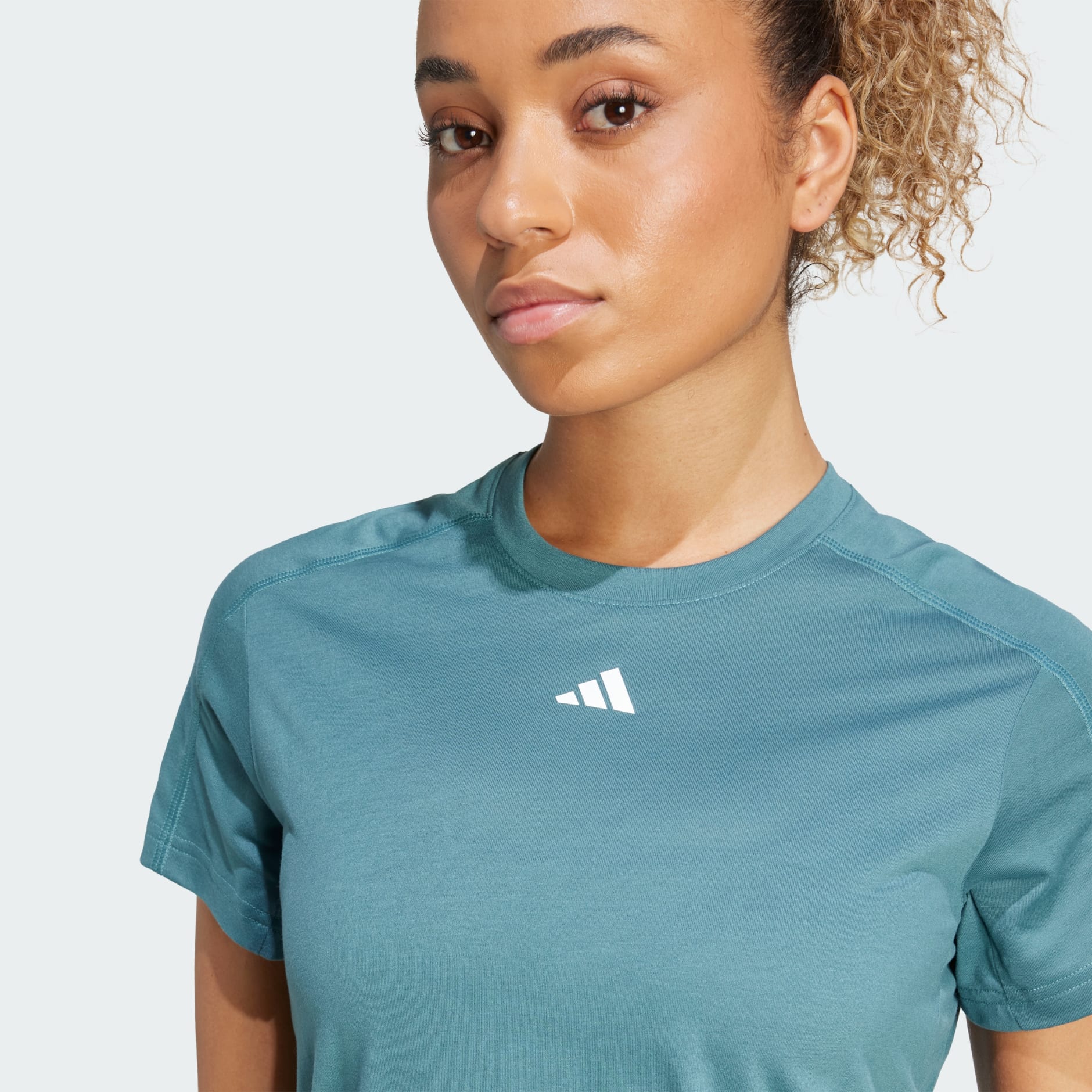 AEROREADY Train Essentials Minimal Branding Crewneck Tee