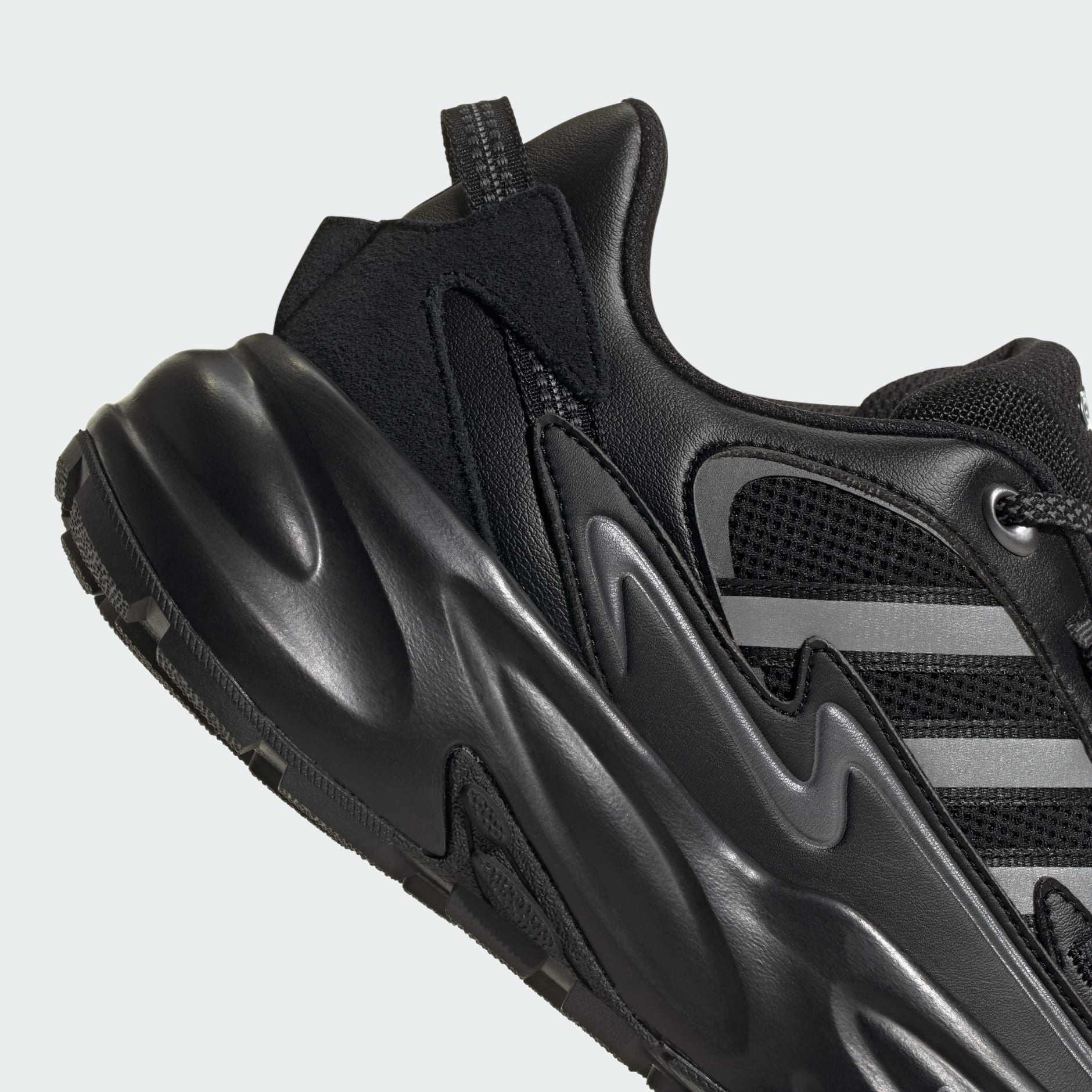 Ozwave Surge 運動鞋