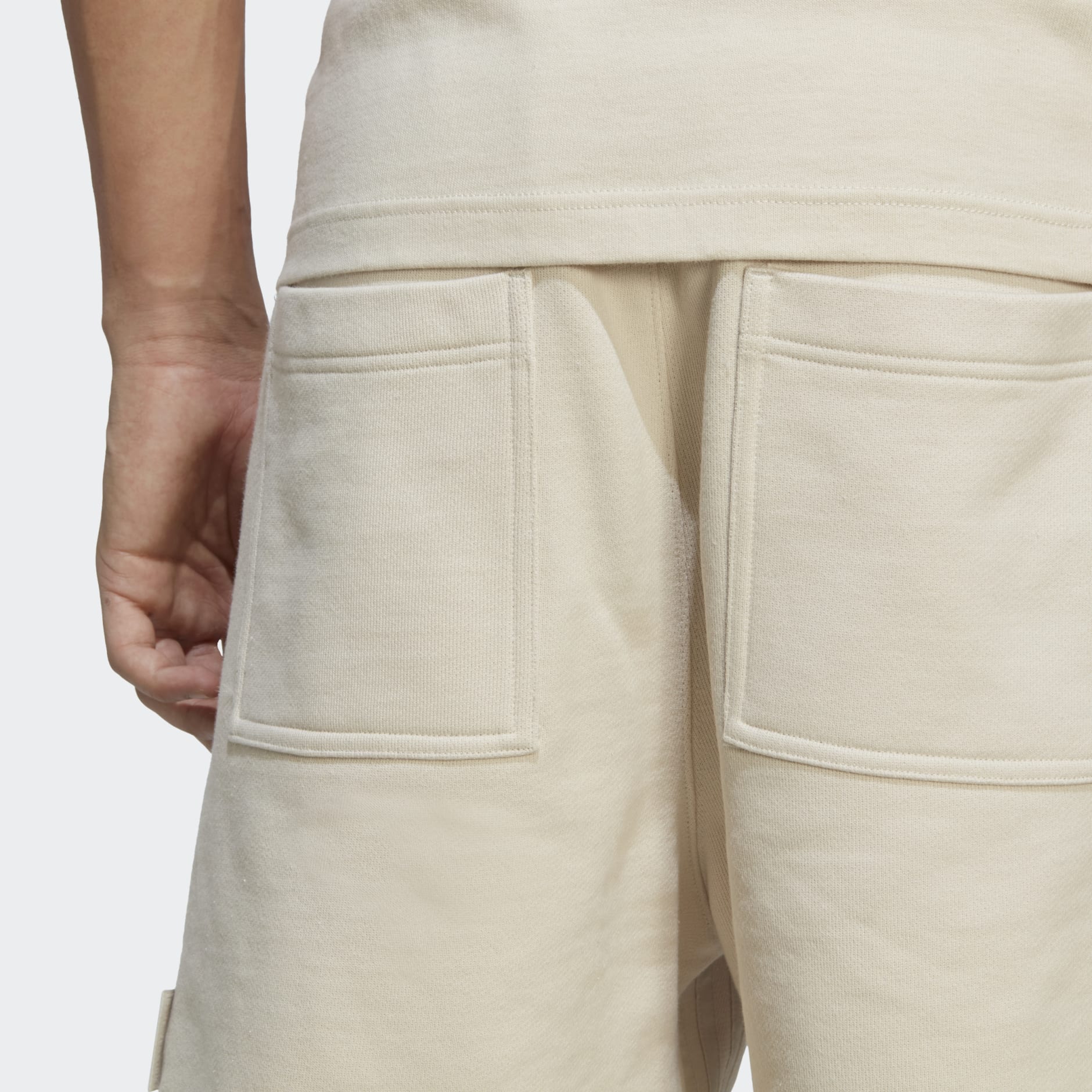 Essentials Shorts