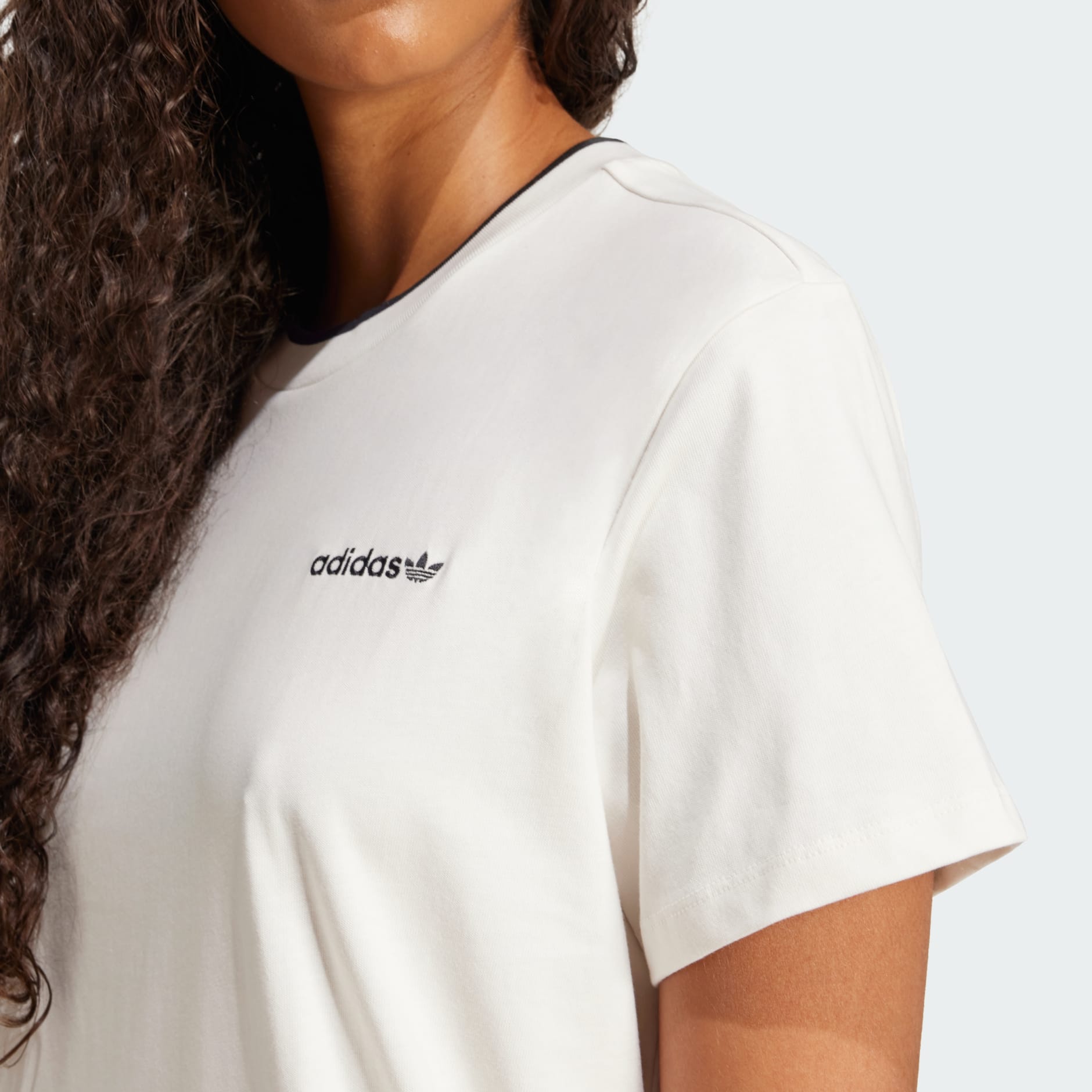 CLOTHING - Graphic adidas Sports Loose 3-Stripes Tee - White