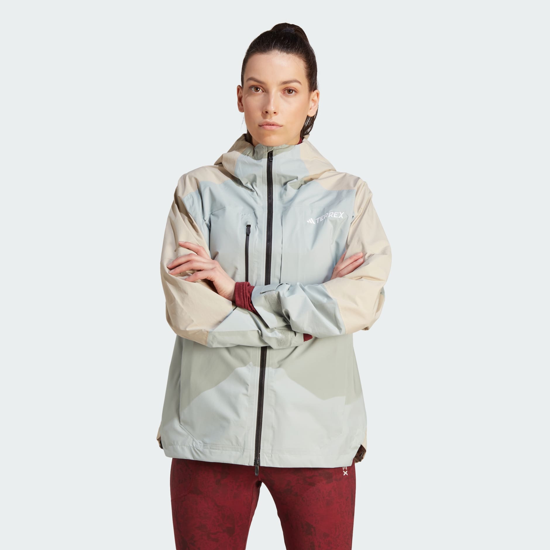 Adidas hot sale hiking jacket