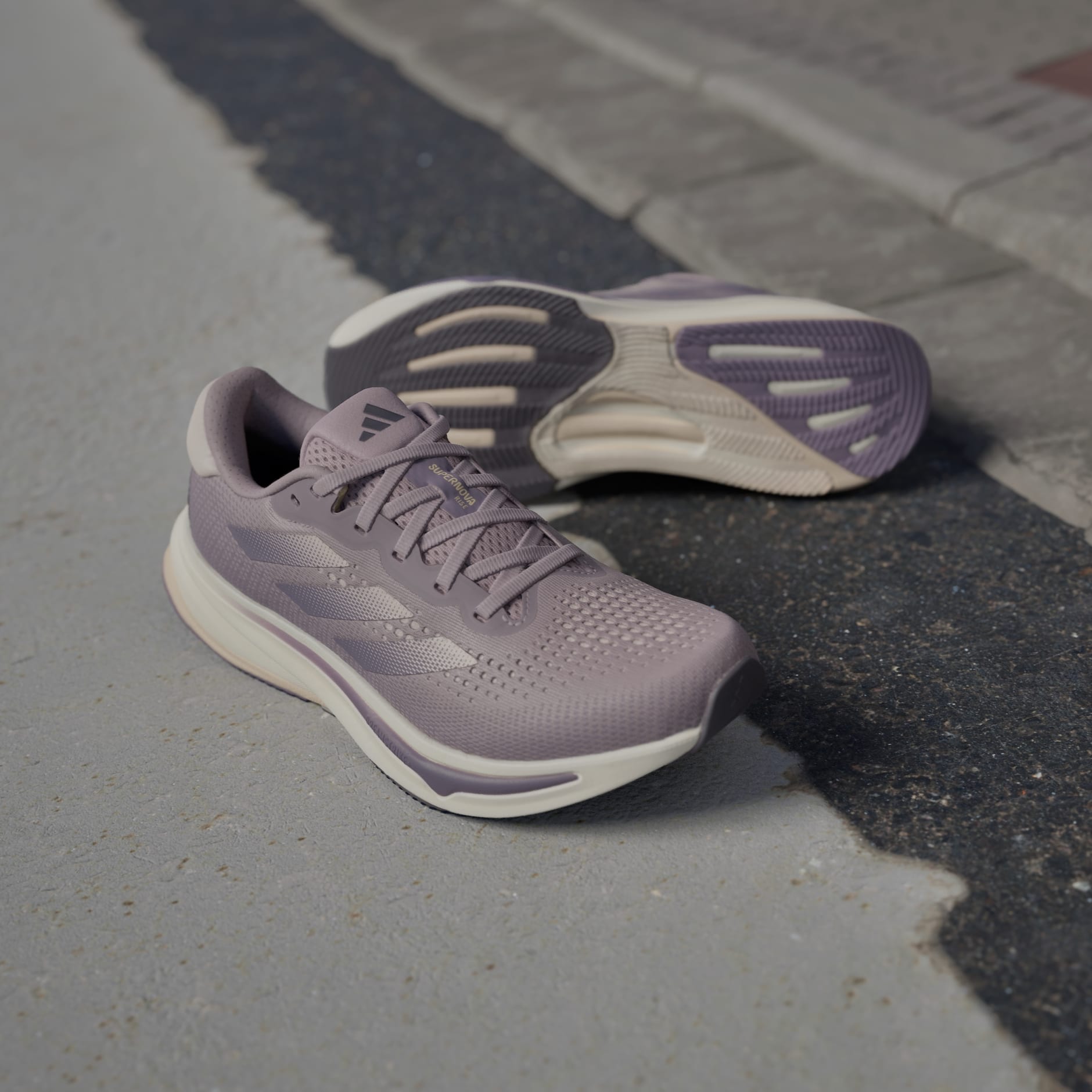 Adidas on sale supernova purple