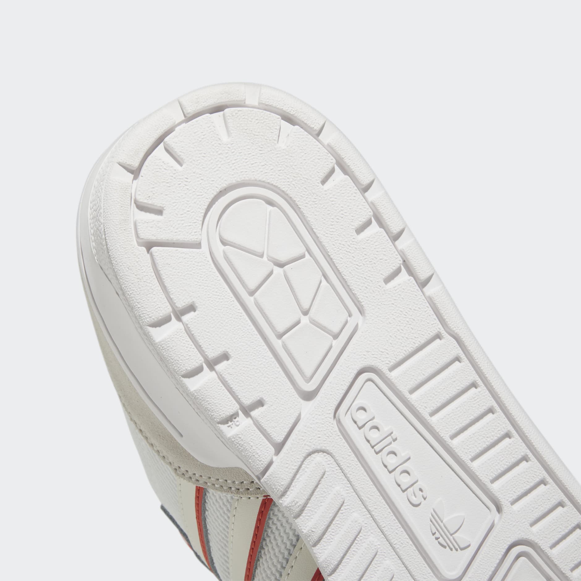 Rivalry Low Shoes
